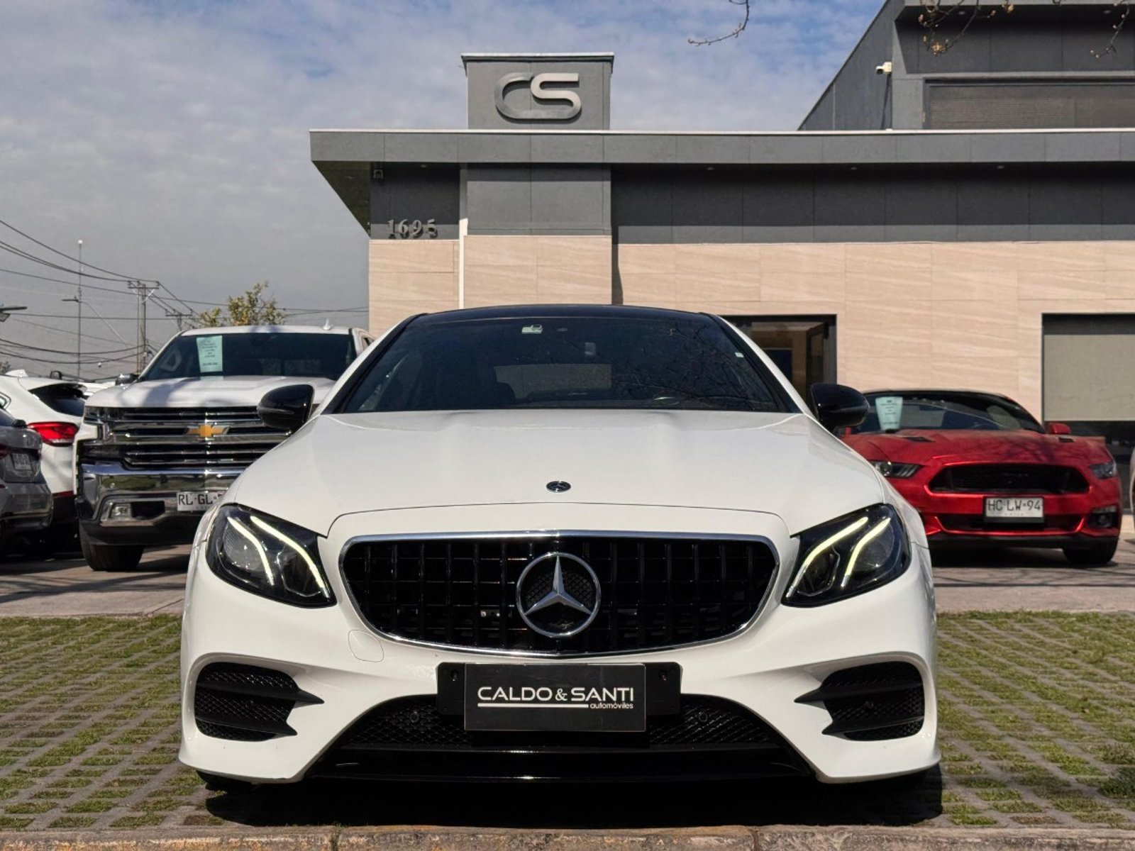 Mercedes-Benz E200 COUPE 2.0 AUT CGI 4x2 2019 - Imagen 8 de 10