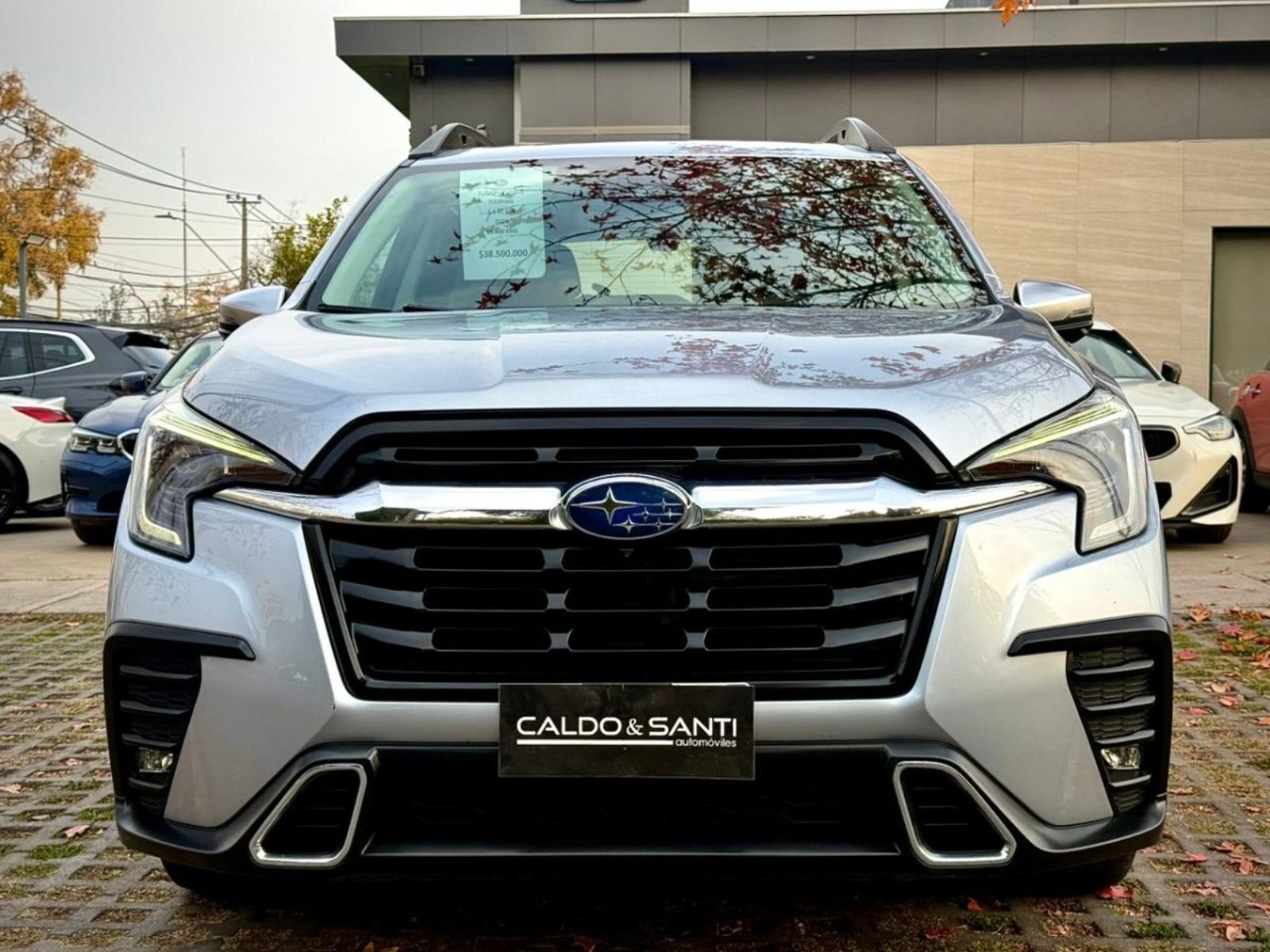 SUBARU EVOLTIS TOURING EYESIGHT AWD 2.4 AT 2024 - Imagen 8 de 10