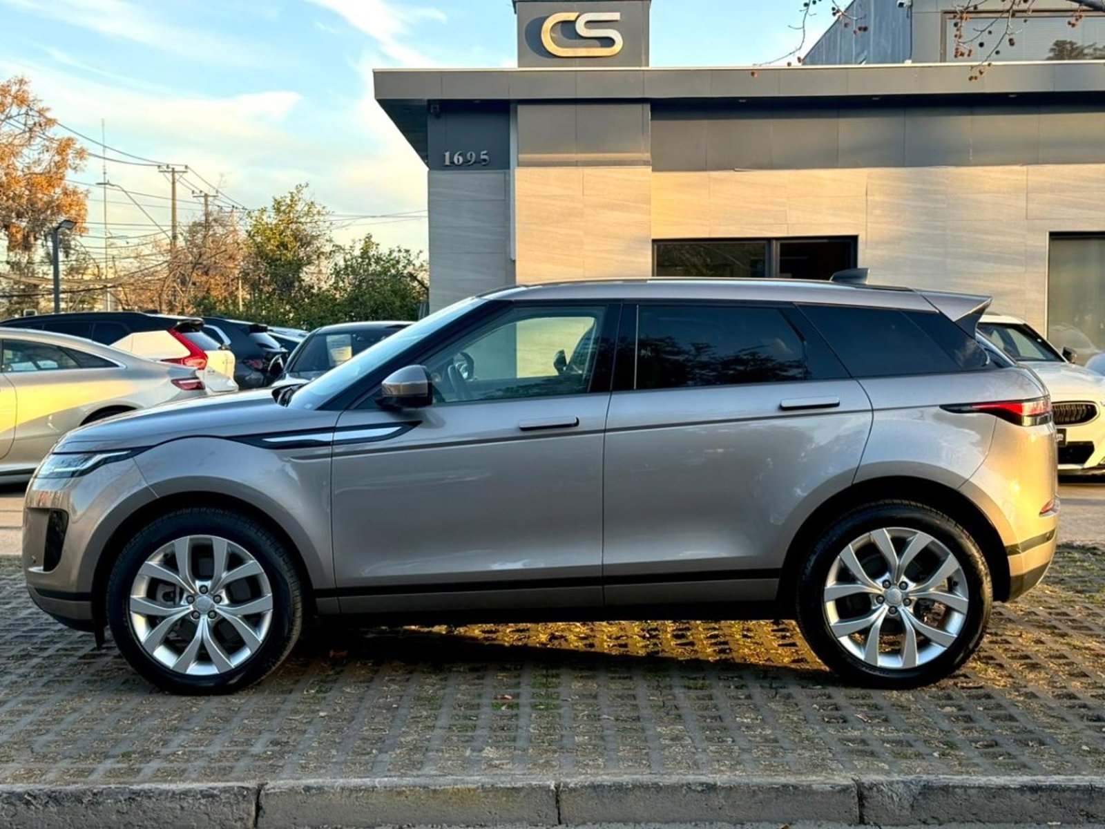 Land Rover RANGE ROVER EVOQUE 2.0 AT 4WD 2023 - Foto 2 de 10