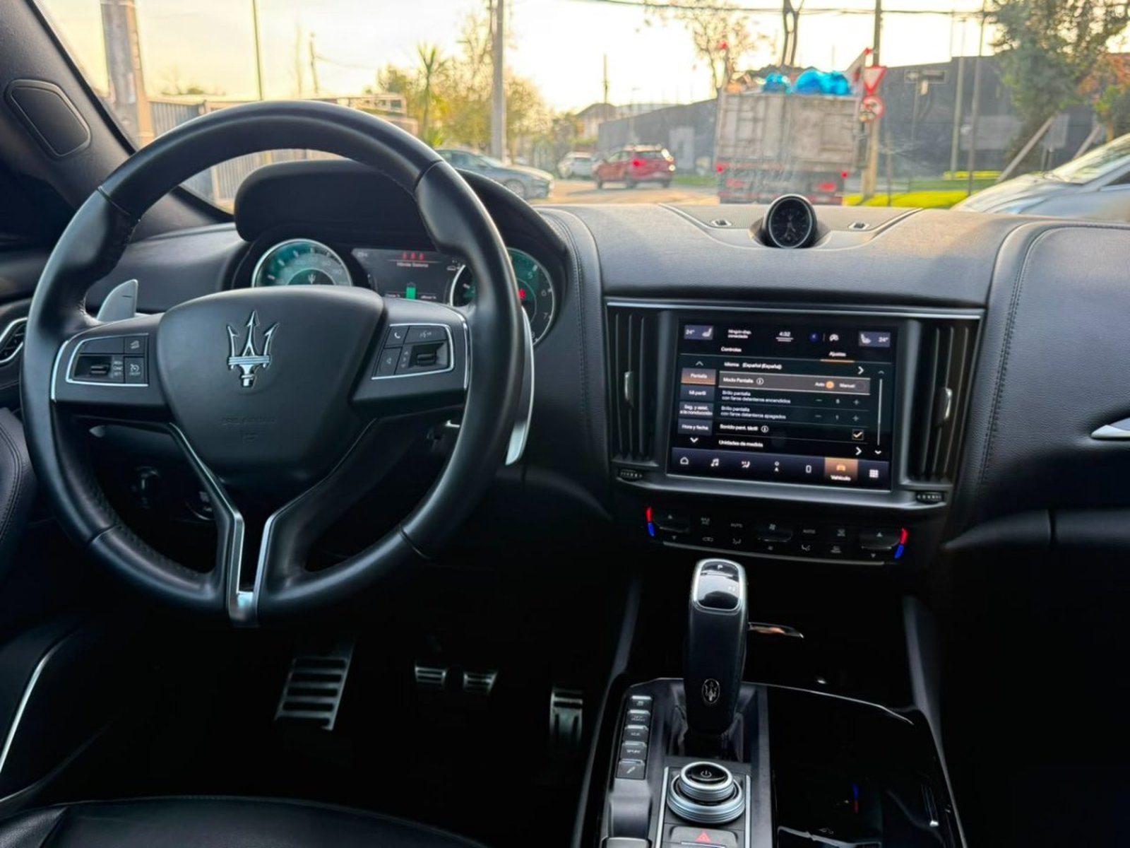 Maserati LEVANTE GT 2.0 HYBRID 4X4 2022 - Imagen 10 de 10