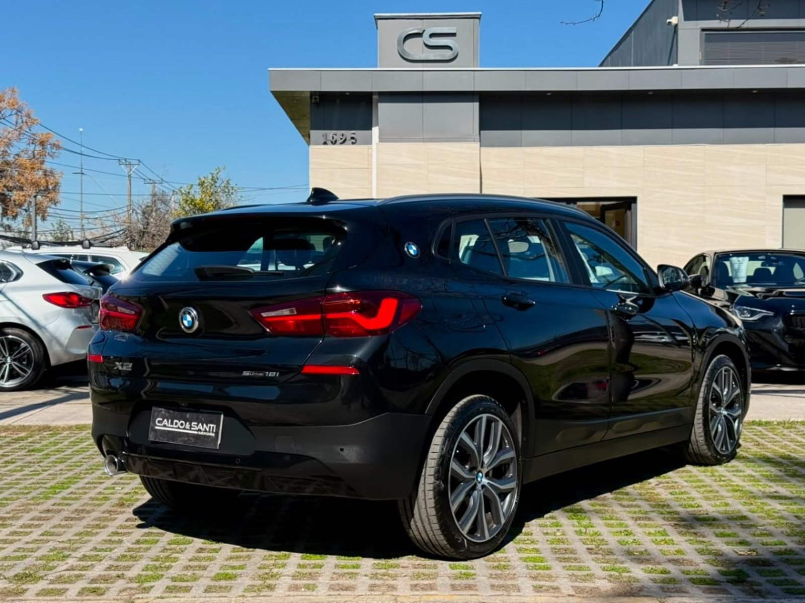 BMW X2 SDRIVE 18i 1.5 AT 2023 - Foto 5 de 10