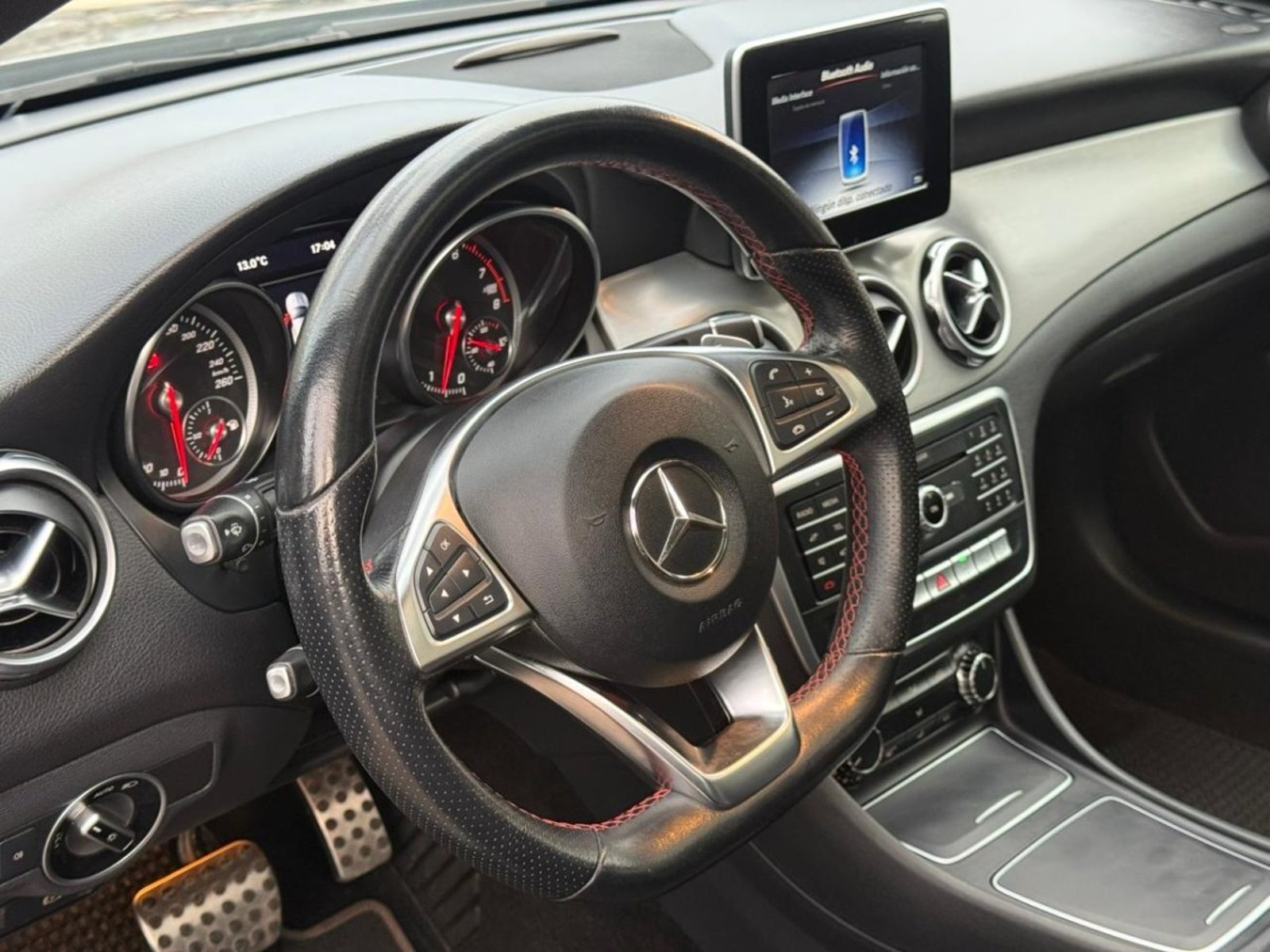 MERCEDES-BENZ GLA 250 2.0 AT 4MATIC 2019 - Imagen 9 de 9