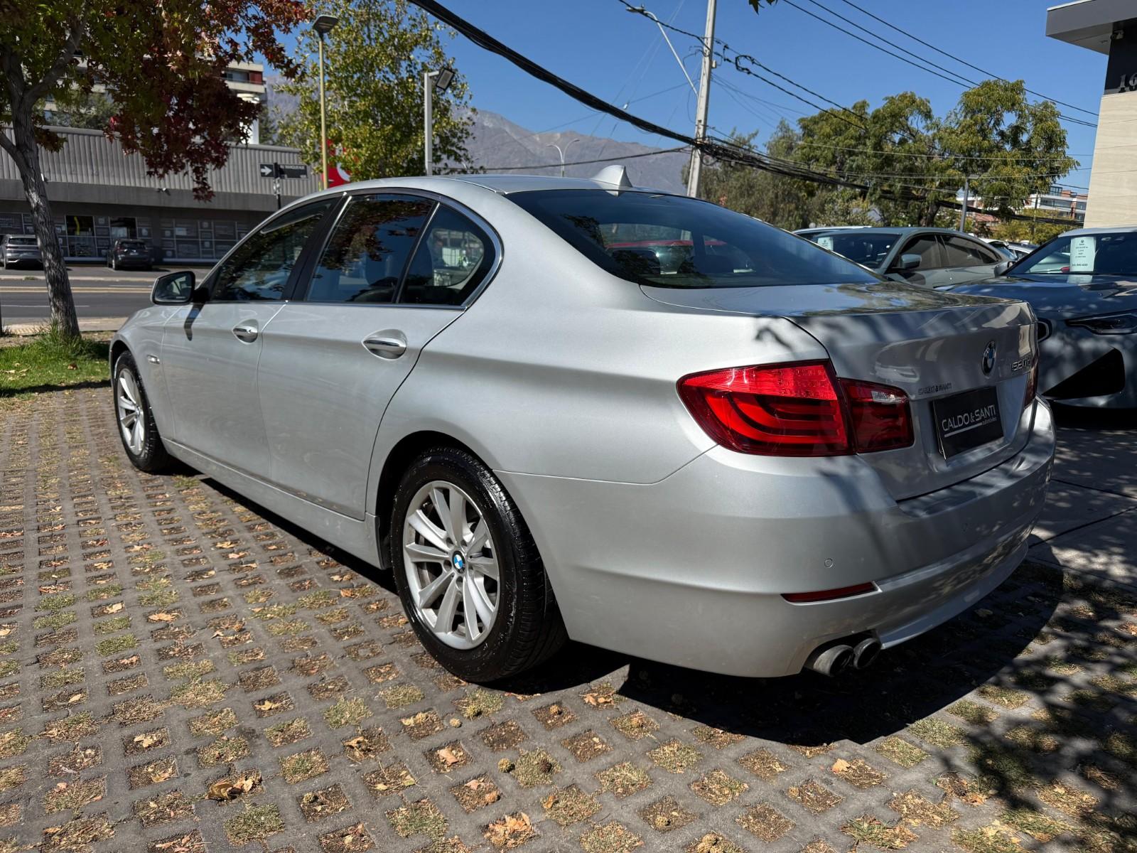 BMW 520D 2.0 AT DIESEL 2012 - Imagen 6 de 9