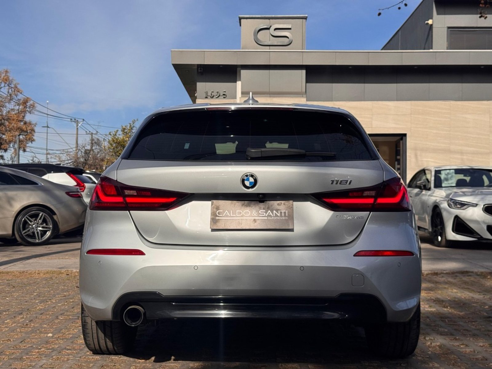 BMW 118I 1.5 AT 2021 - Foto 4 de 10