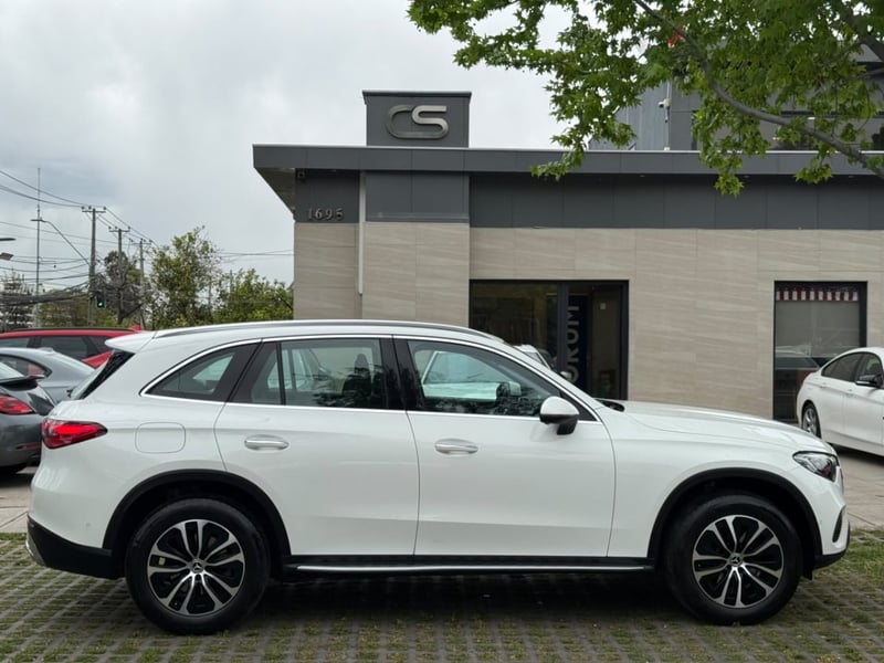 Mercedes-Benz GLC 220D 4MATIC 2.0 AUT 2025 - Imagen 6 de 10