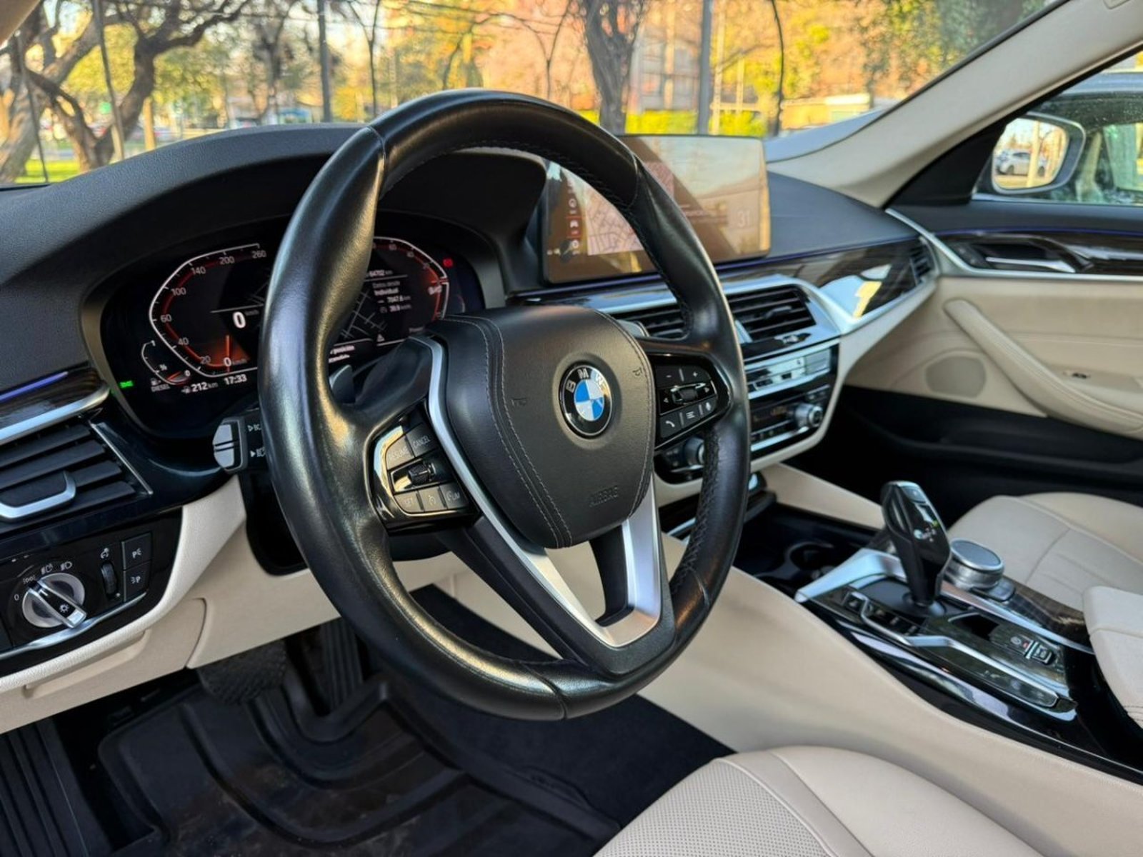 BMW 520D HERITAGE LCI 2.0 DIESEL 2021 - Imagen 9 de 10