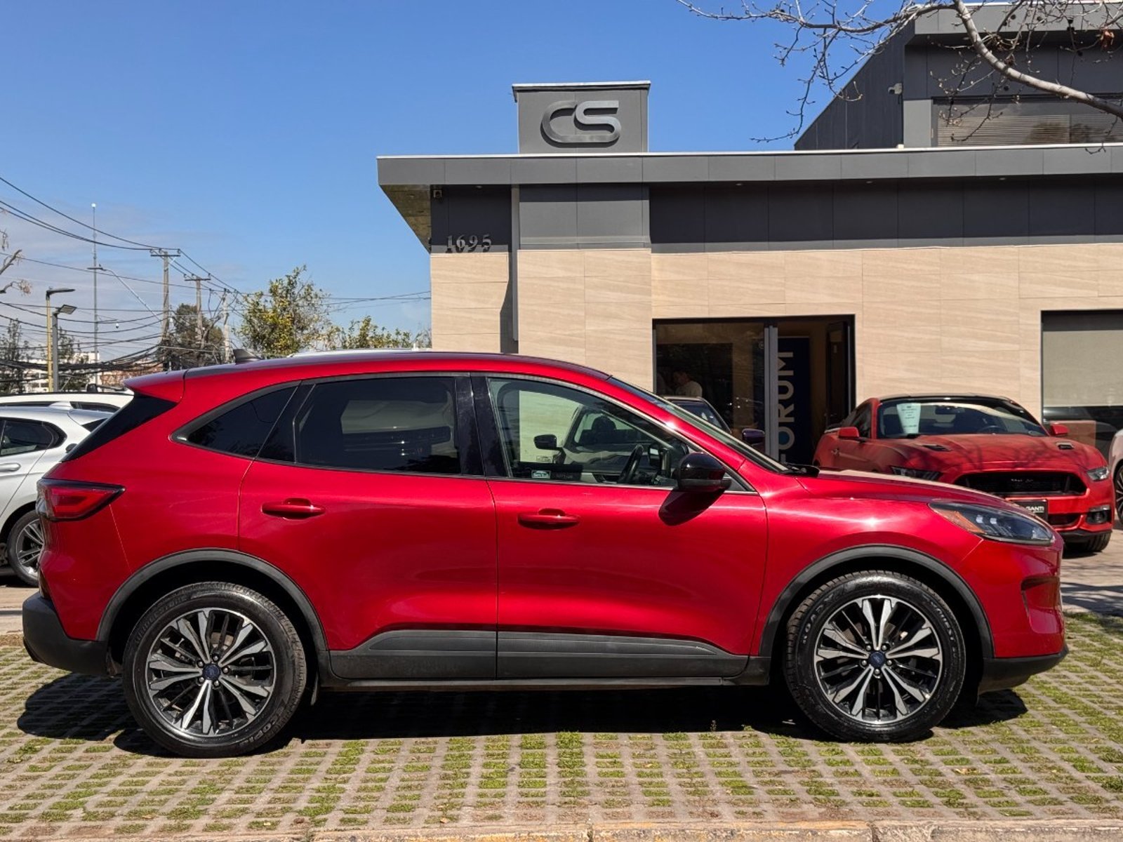 Ford ESCAPE 2.5 AT HIBRIDA 2023 - Imagen 6 de 10