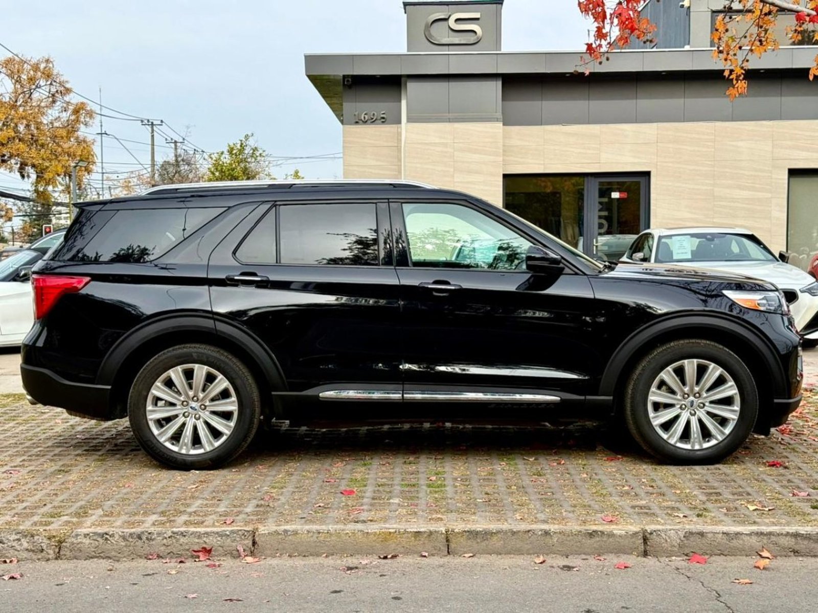 FORD EXPLORER LIMITED 2.3 AT ECOBOOST TURBO 2024 - Imagen 6 de 10