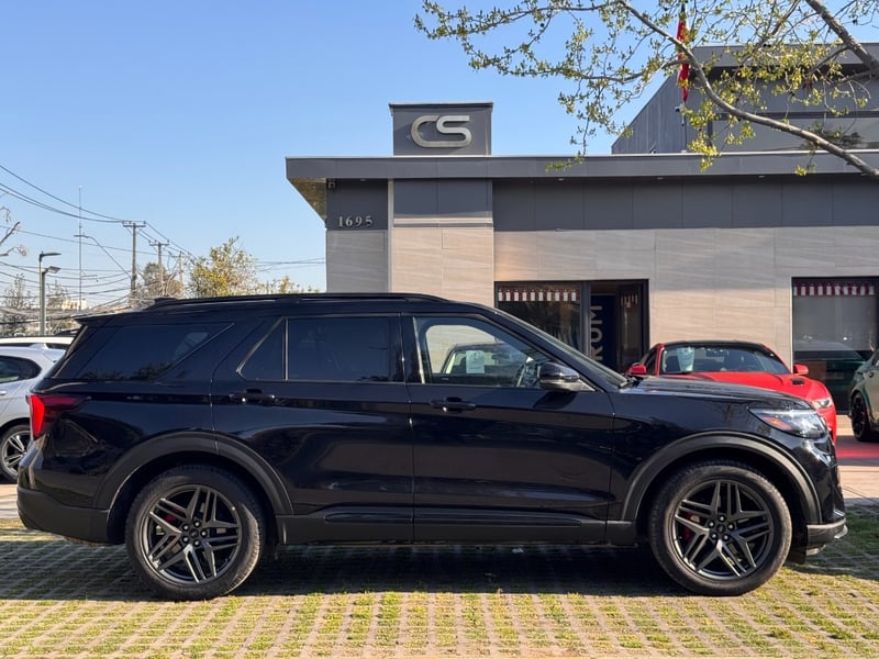 Ford EXPLORER ST 3.0 AT 4X4 2026 - Imagen 4 de 10