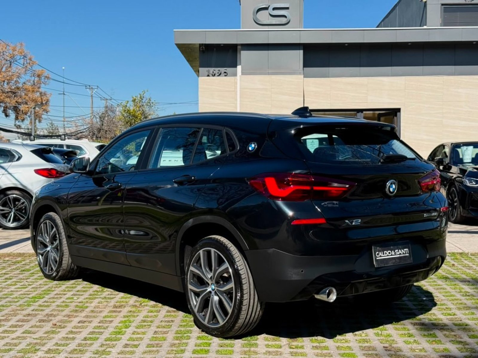 BMW X2 SDRIVE 18i 1.5 AT 2023 - Foto 3 de 10