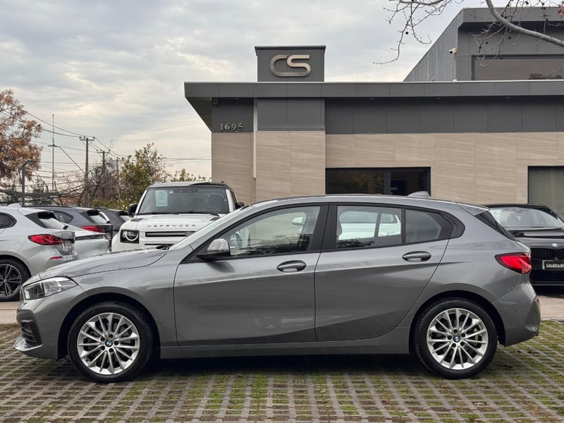BMW 118 DYNAMIC 1.5 AT 5PTAS 2024 - Imagen 7 de 10