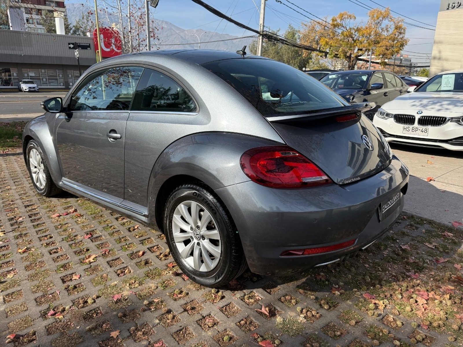 Volkswagen BEETLE COMFORTLINE 1.4 AT DSG7 2019 - Foto 5 de 10