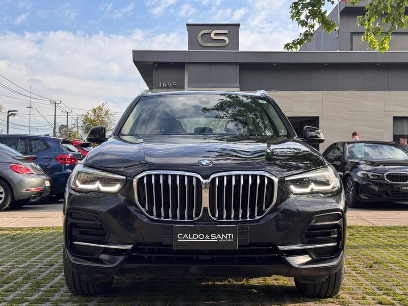 BMW X5 XDRIVE30D 3.0 AT 2023 - Imagen 8 de 10