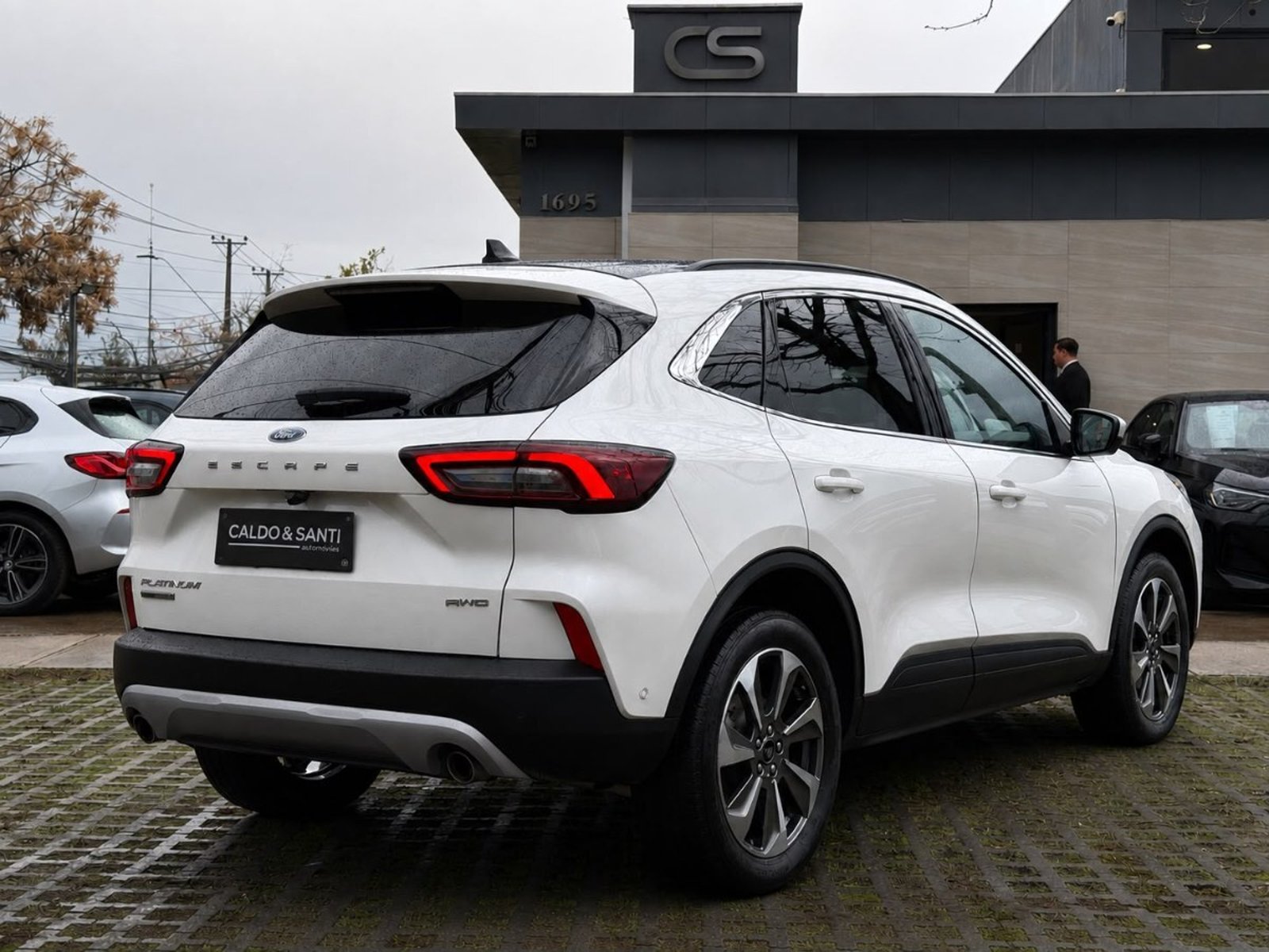 Ford ESCAPE PLATINUM AWD 2.0 AT 2024 - Foto 5 de 10