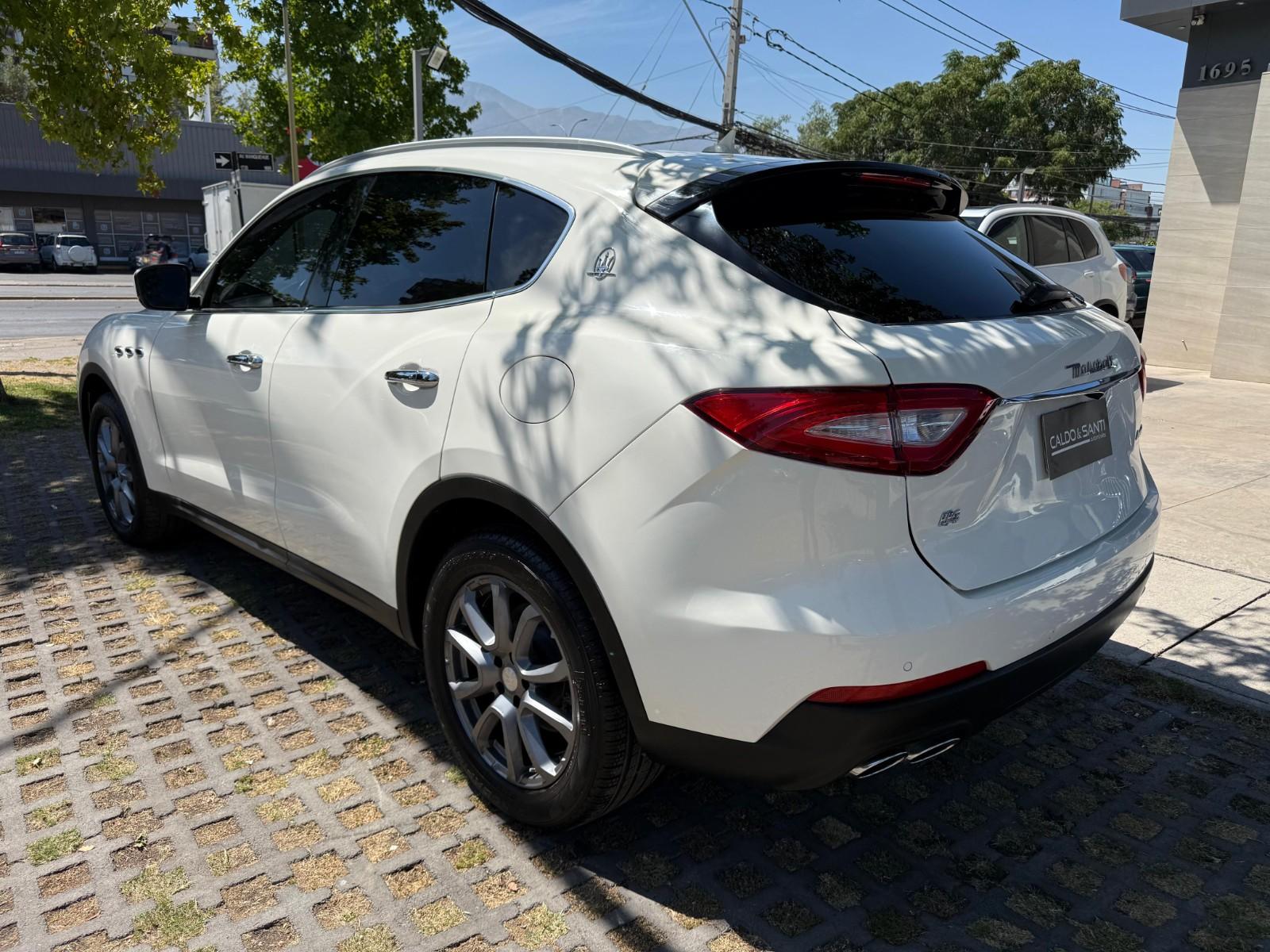 MASERATI LEVANTE 3.0 AT Q4 2021 - Imagen 5 de 10