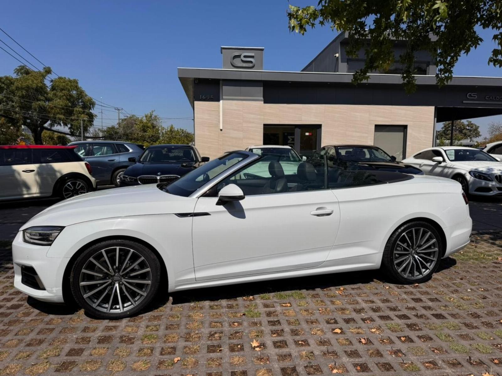 Audi A5 CABRIOLET 2.0 AT 40TFSI 2020 - Foto 3 de 10