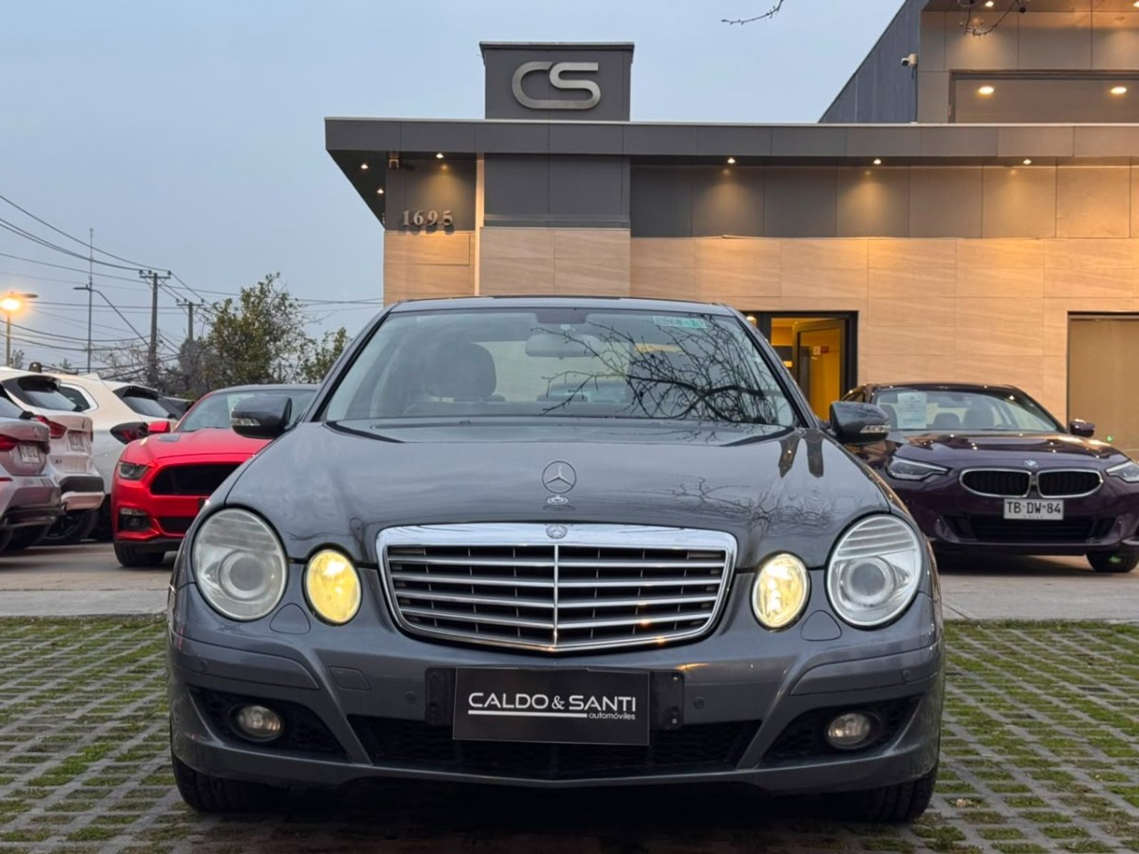Mercedes-Benz E200 KOMPRESSOR 1.8 Turbo AT 2008 - Imagen 8 de 10