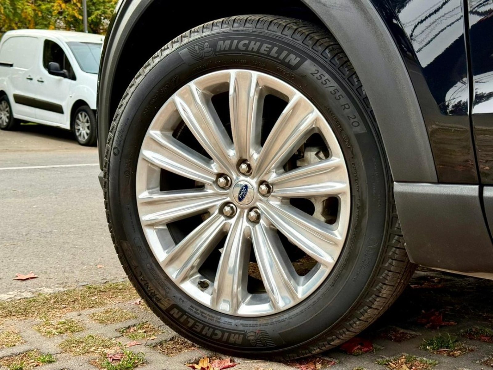 FORD EXPLORER LIMITED 2.3 AT ECOBOOST TURBO 2024 - Imagen 9 de 10