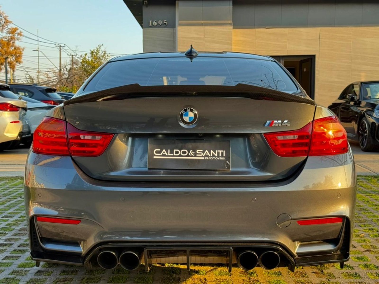 BMW M4 COUPE 3.0 AT 2017 - Foto 4 de 10