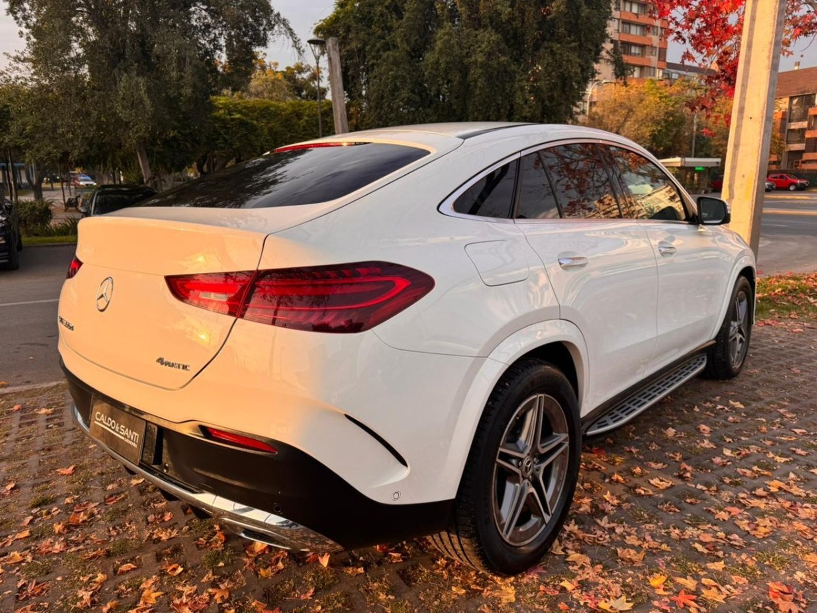 Mercedes-Benz GLE 300D 2.0 AT DIESEL 4MATIC COUPE 2024 - Foto 4 de 10