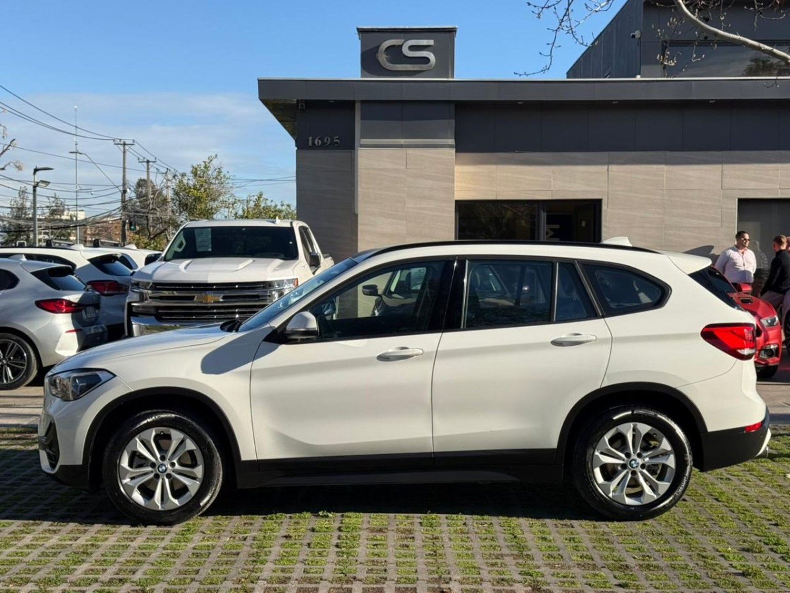 BMW X1 SDrive 18i 1.5 AUT 2022 - Foto 2 de 10