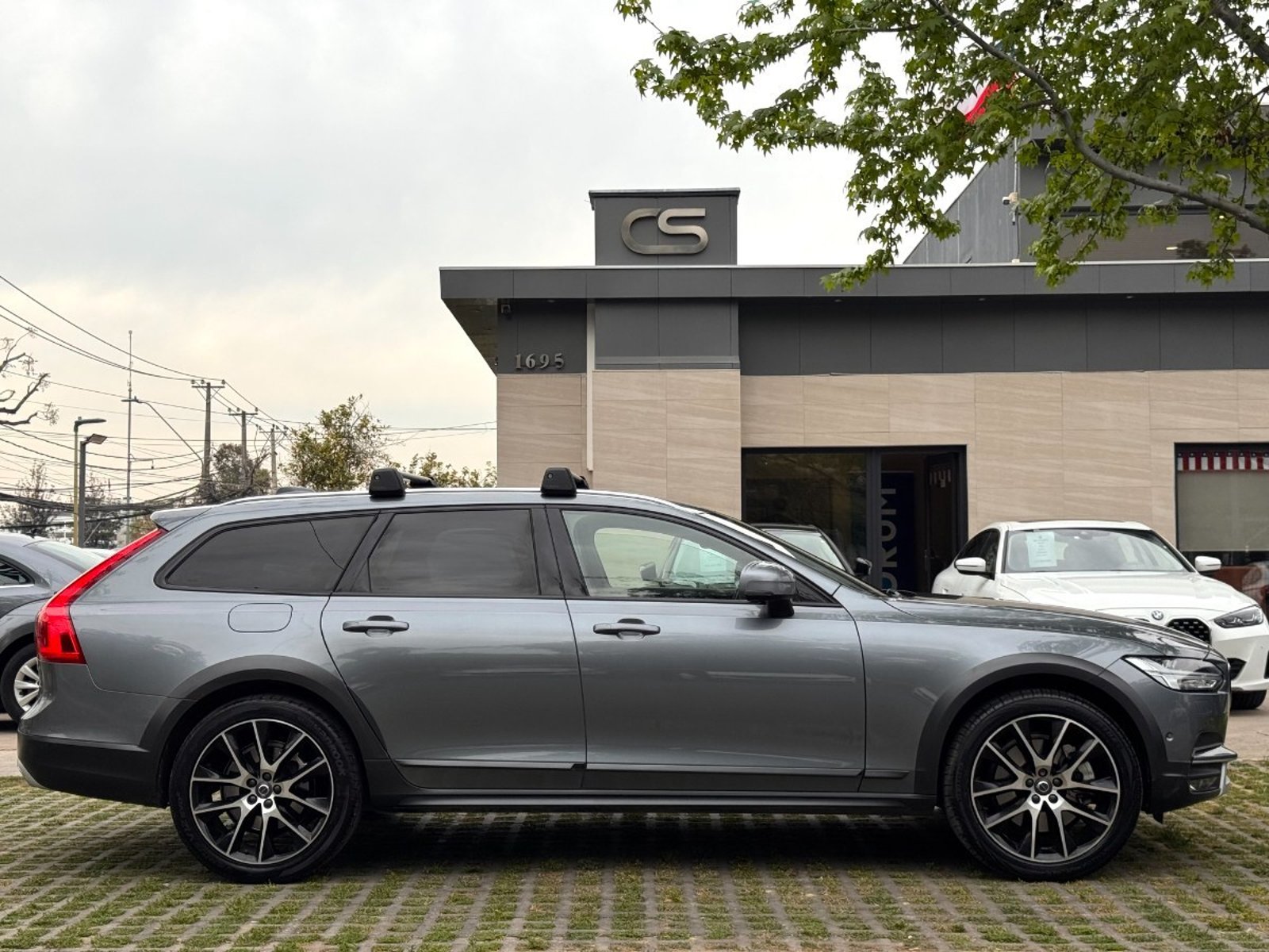 Volvo V90 CROSS COUNTRY T6 INSCRIPTION 2.0 AT AWD 2018 - Foto 4 de 10