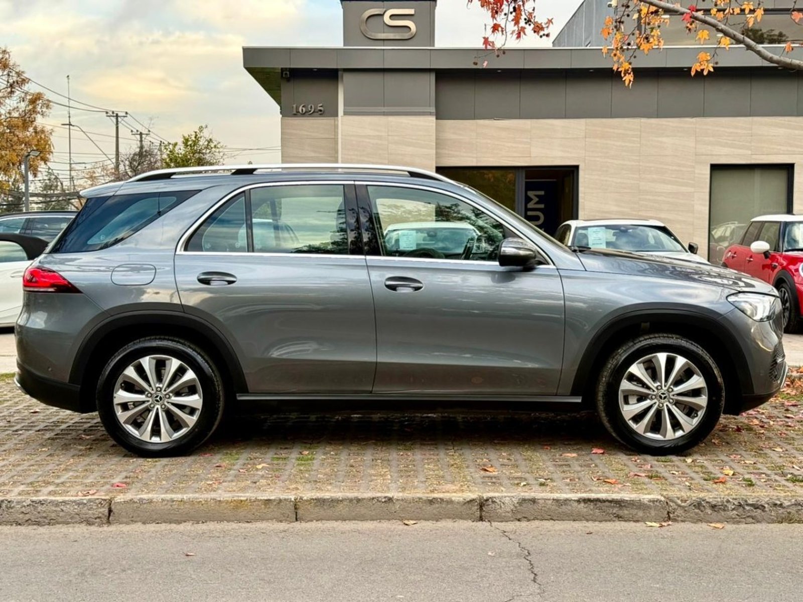 MERCEDES-BENZ GLE 300D 1.9 AT DIESEL 4MATIC 2021 - Imagen 6 de 9