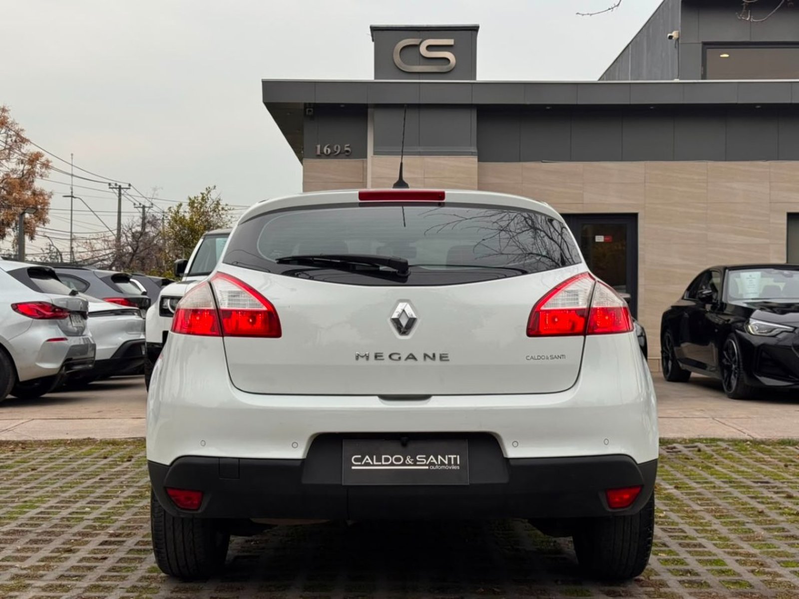 Renault MEGANE 2.0 AT 2015 - Foto 4 de 10