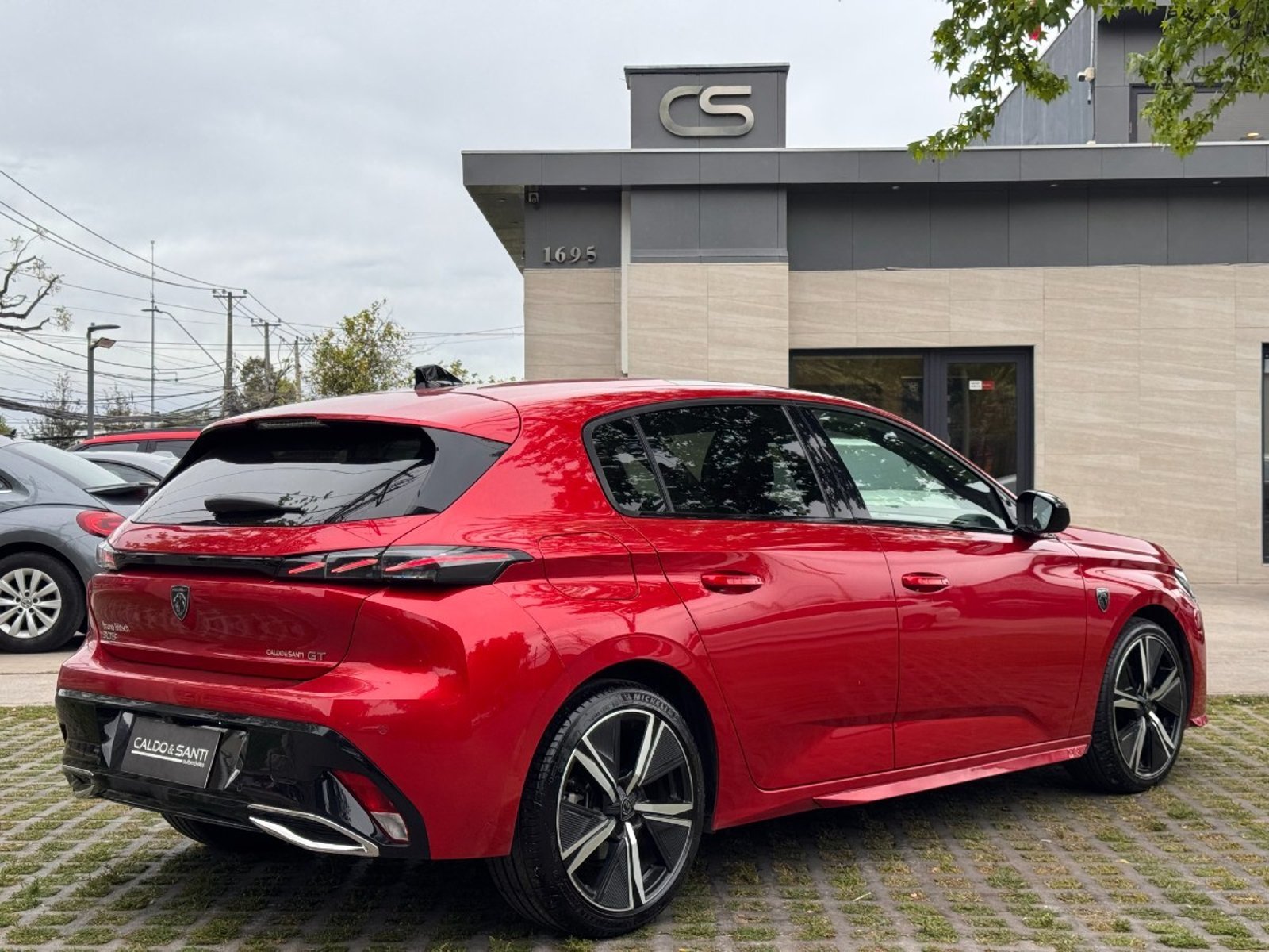 Peugeot 308 GT 1.2 AT 2025 - Foto 5 de 10