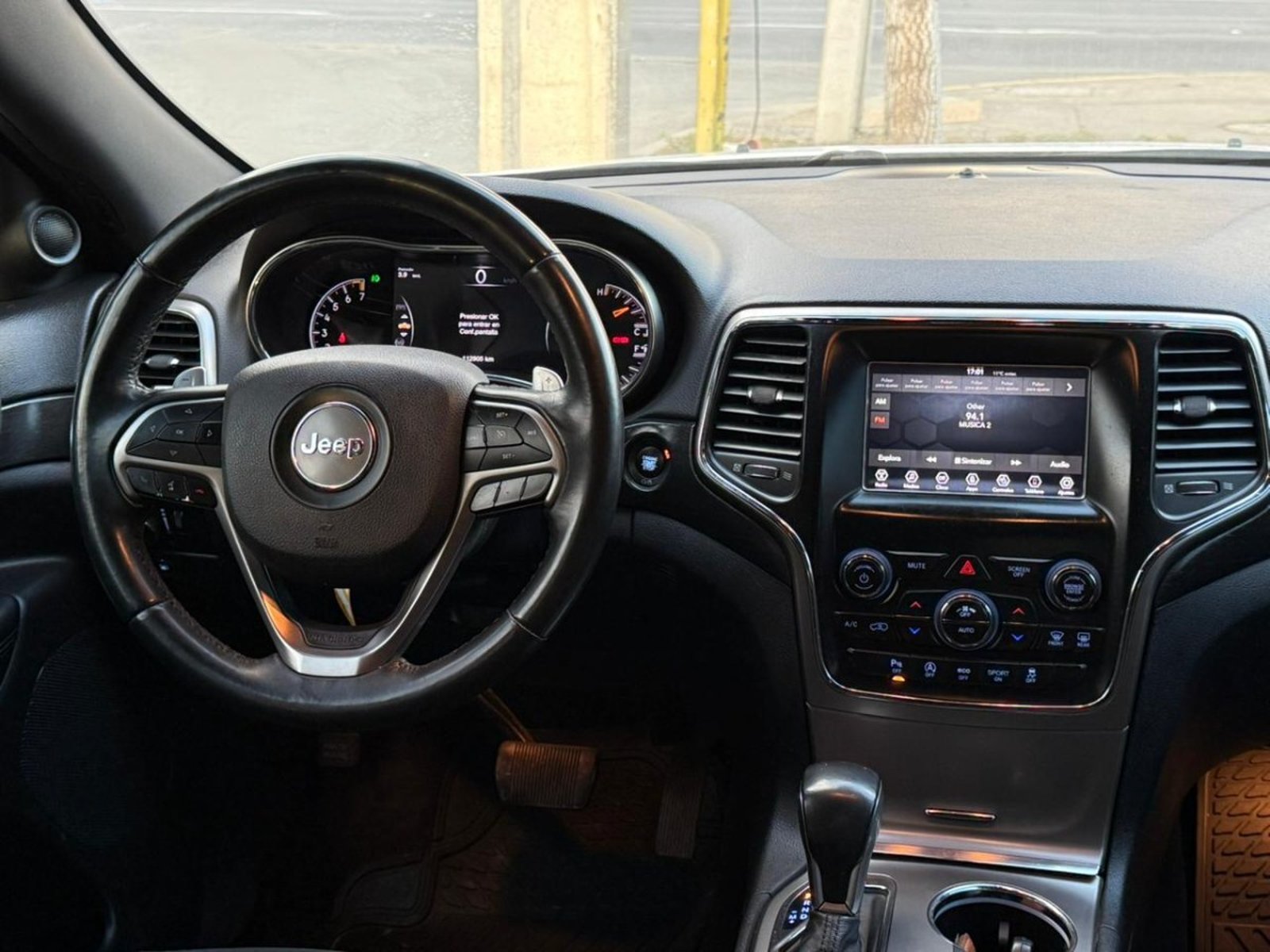 Jeep GRAND CHEROKEE LAREDO 3.6 AT 4x2 2018 - Imagen 10 de 10