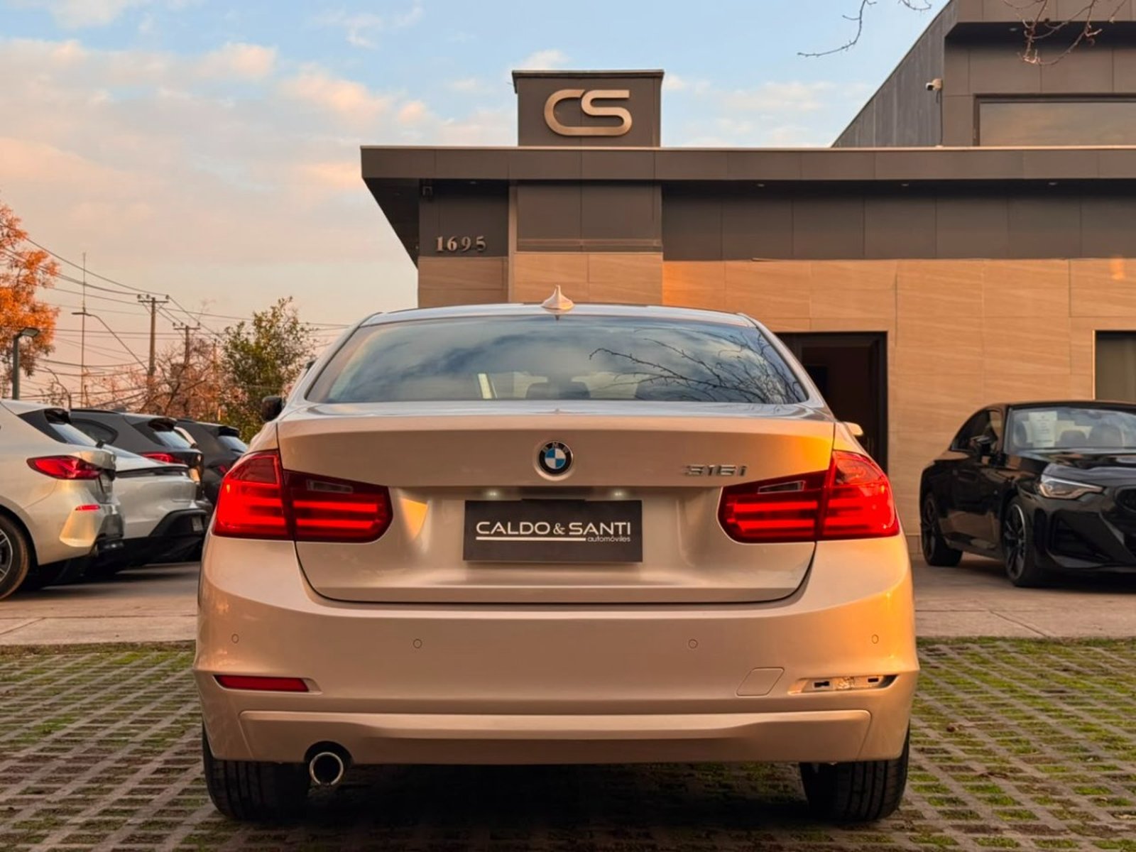 BMW 316I 1.6 AT 2014 - Imagen 4 de 10