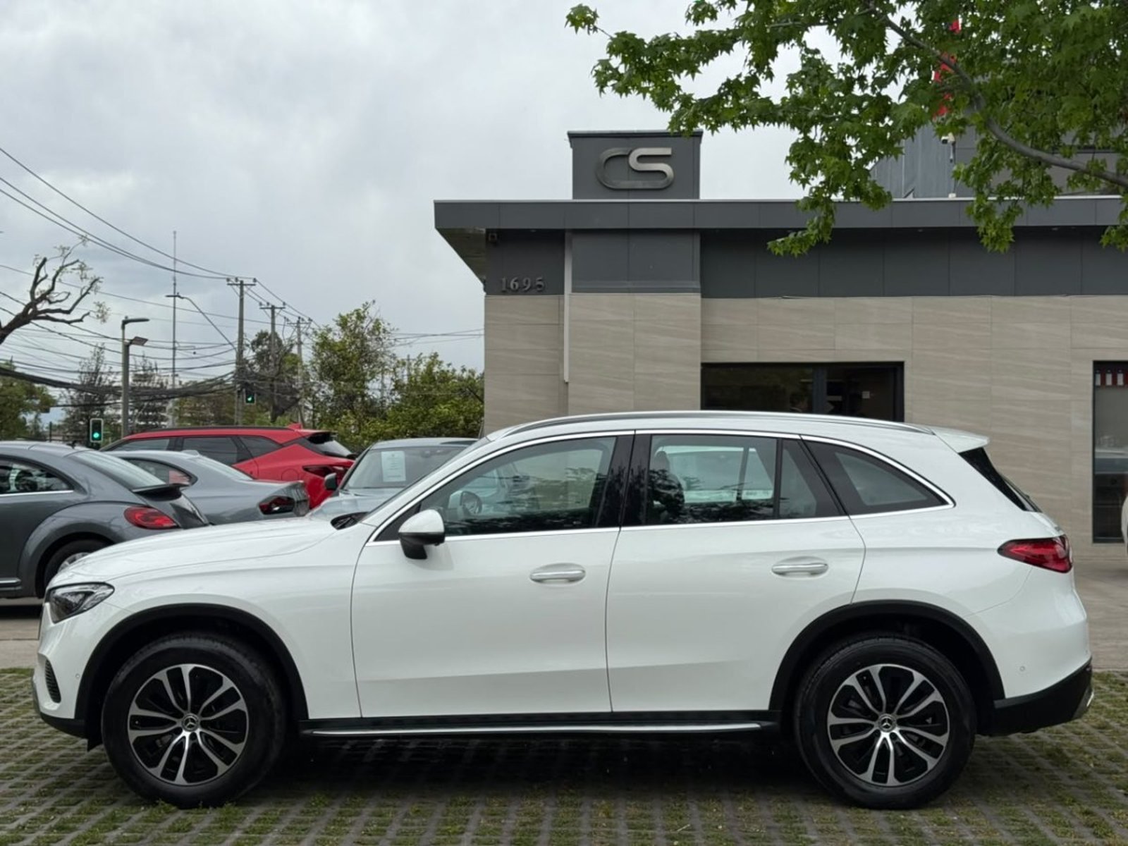 Mercedes-Benz GLC 220D 4MATIC 2.0 AUT 2025 - Foto 2 de 10