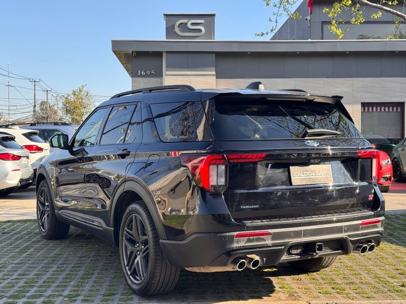 Ford EXPLORER ST 3.0 AT 4X4 2026 - Imagen 7 de 10