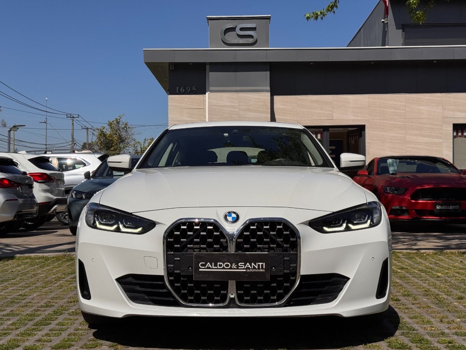 BMW 420I GRAN COUPÉ 2.0 AT 2024 - Foto 2 de 10