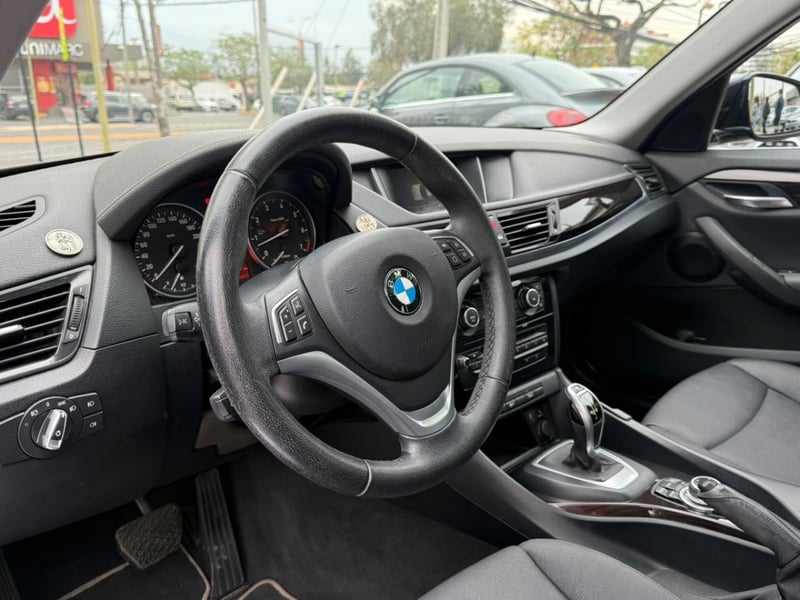 BMW X1 SDRIVE 20i XLINE 2.0 AT 2015 - Imagen 9 de 10