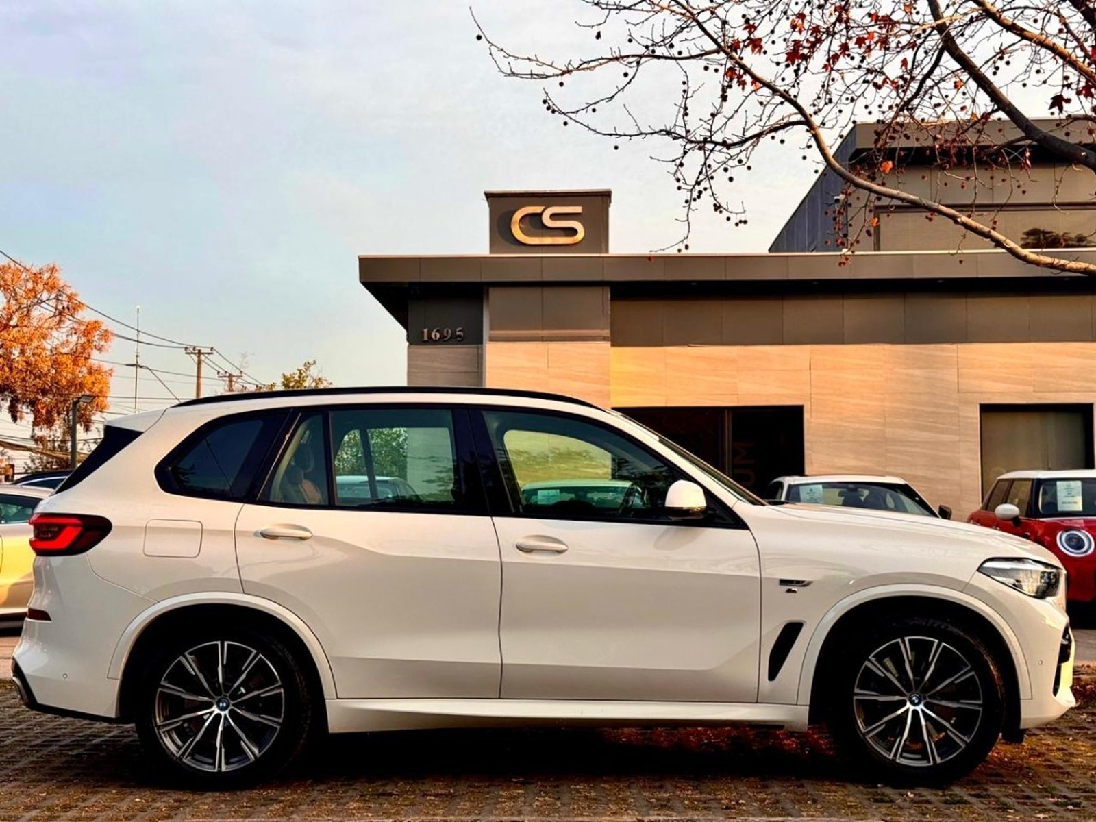 BMW X5 XDRIVE 45E M SPORT 3.0 AT 2022 - Imagen 6 de 10