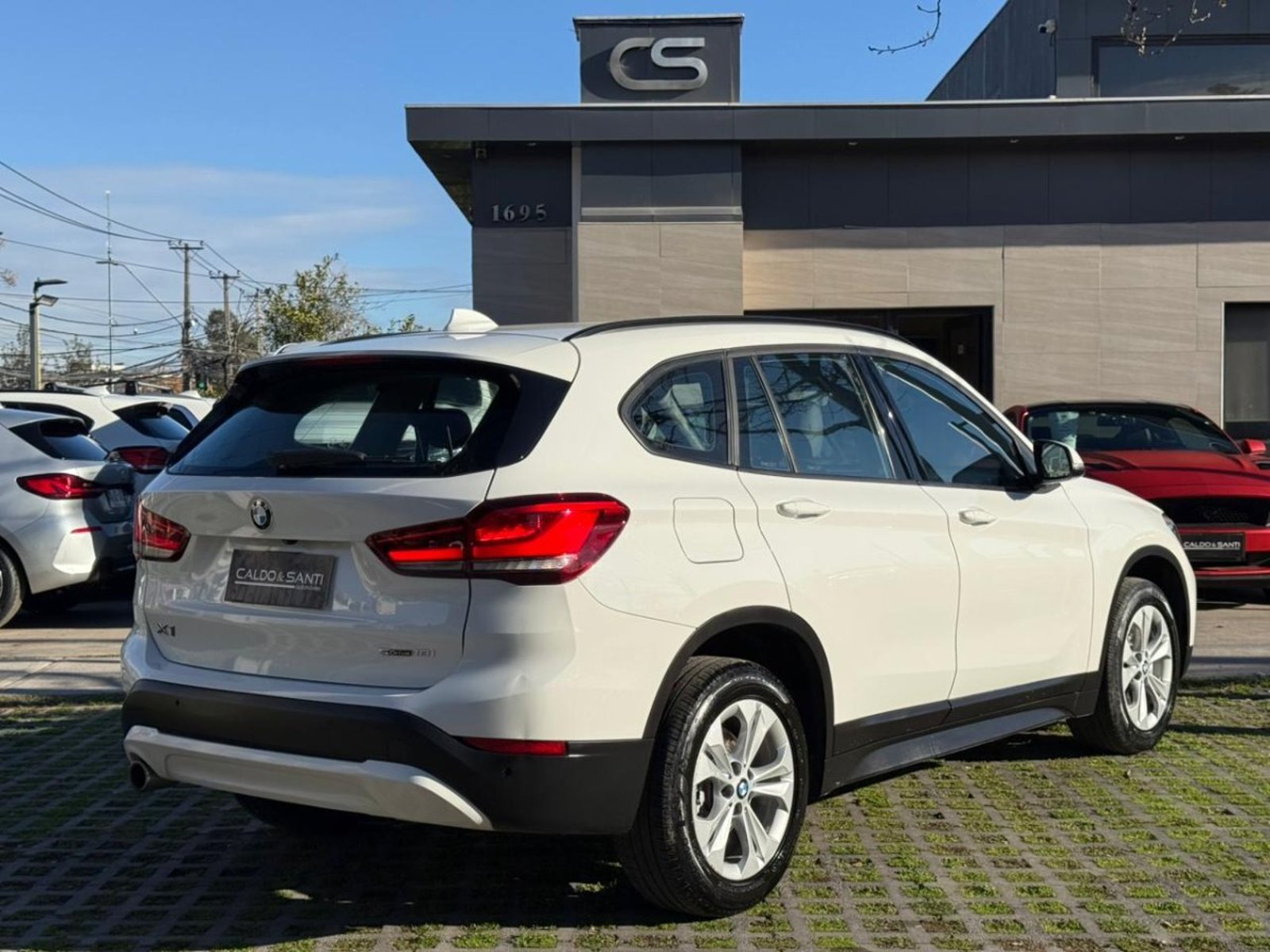 BMW X1 SDrive 18i 1.5 AUT 2022 - Foto 5 de 10
