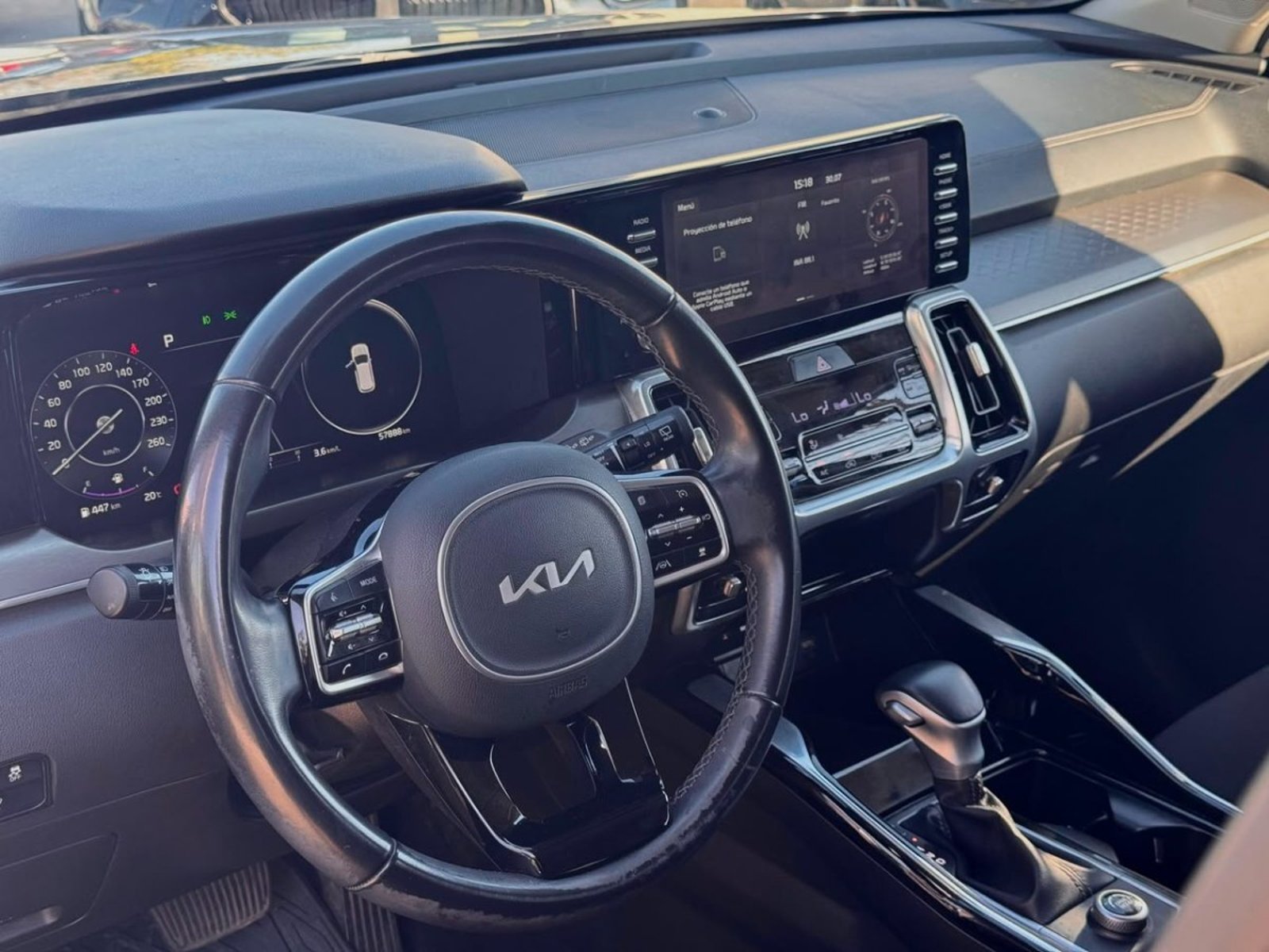 Kia SORENTO EX 2.5 AT GLS 2WD 2023 - Imagen 9 de 10