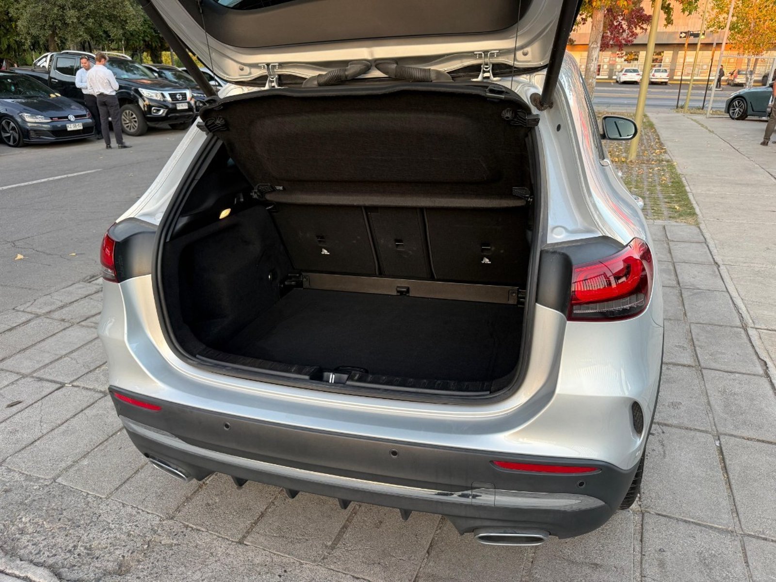 MERCEDES-BENZ GLA 220 1.9 AT DIESEL 4MATIC 2023 - Imagen 6 de 9