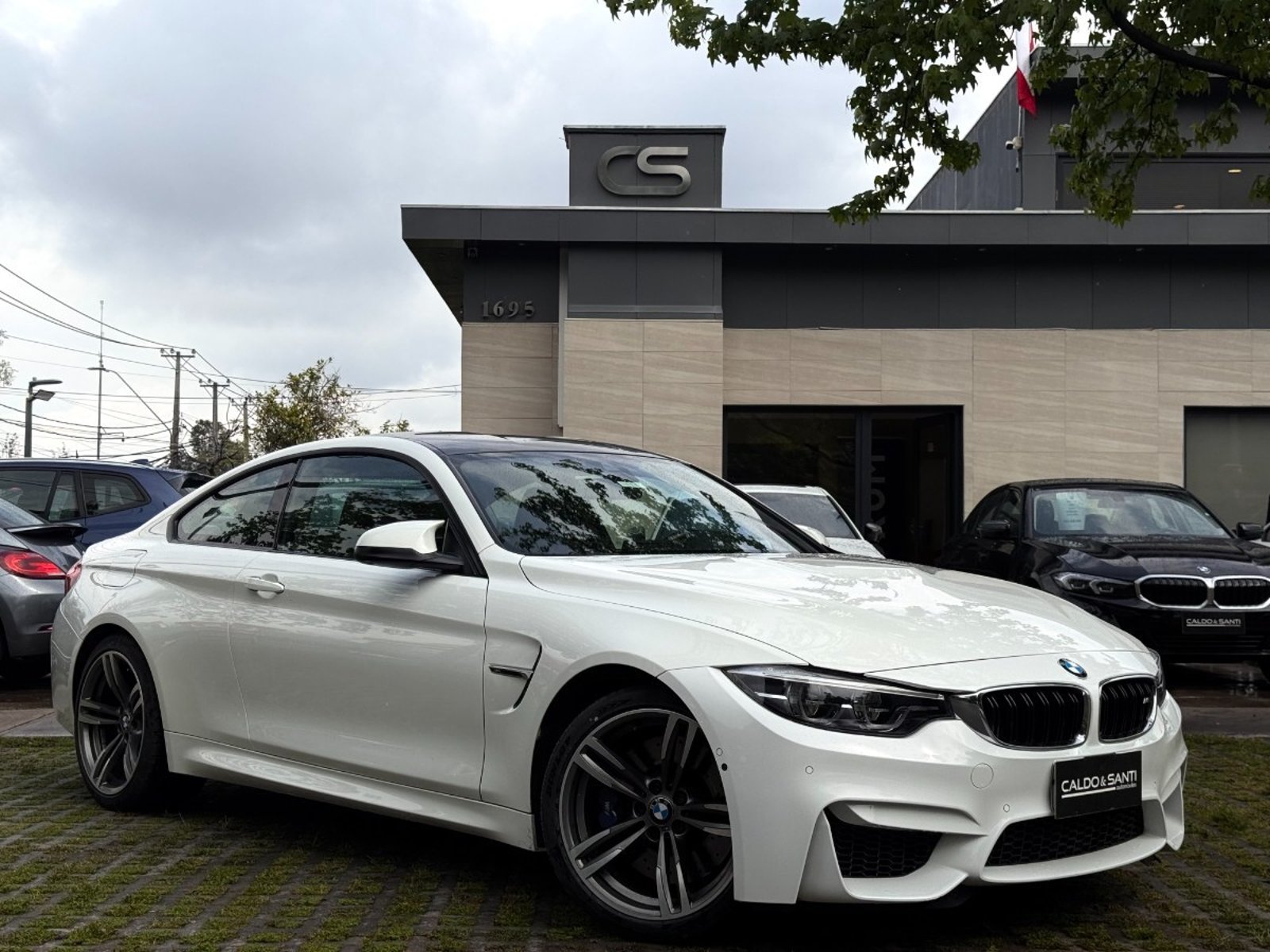 BMW M4 COUPÉ 3.0 AT 2019 - Foto 3 de 10