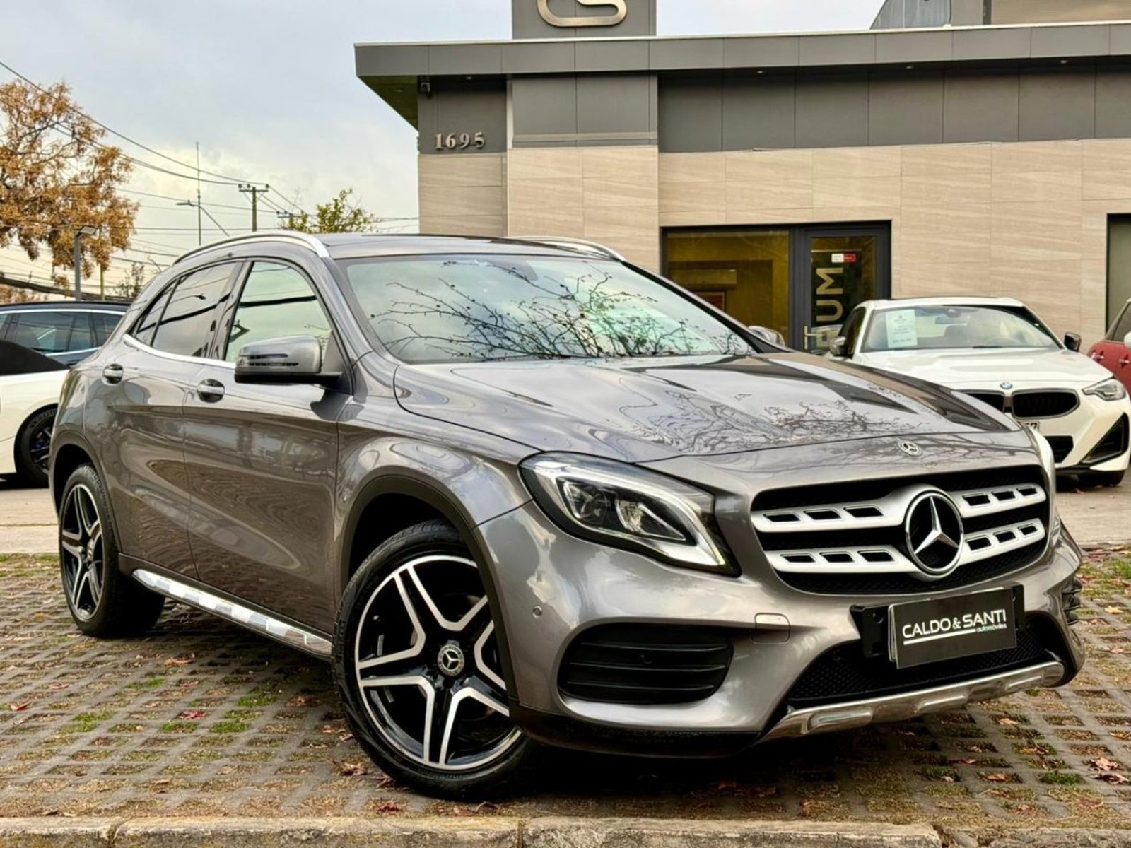 MERCEDES-BENZ GLA 250 2.0 AT 4MATIC 2019 - Imagen 7 de 9