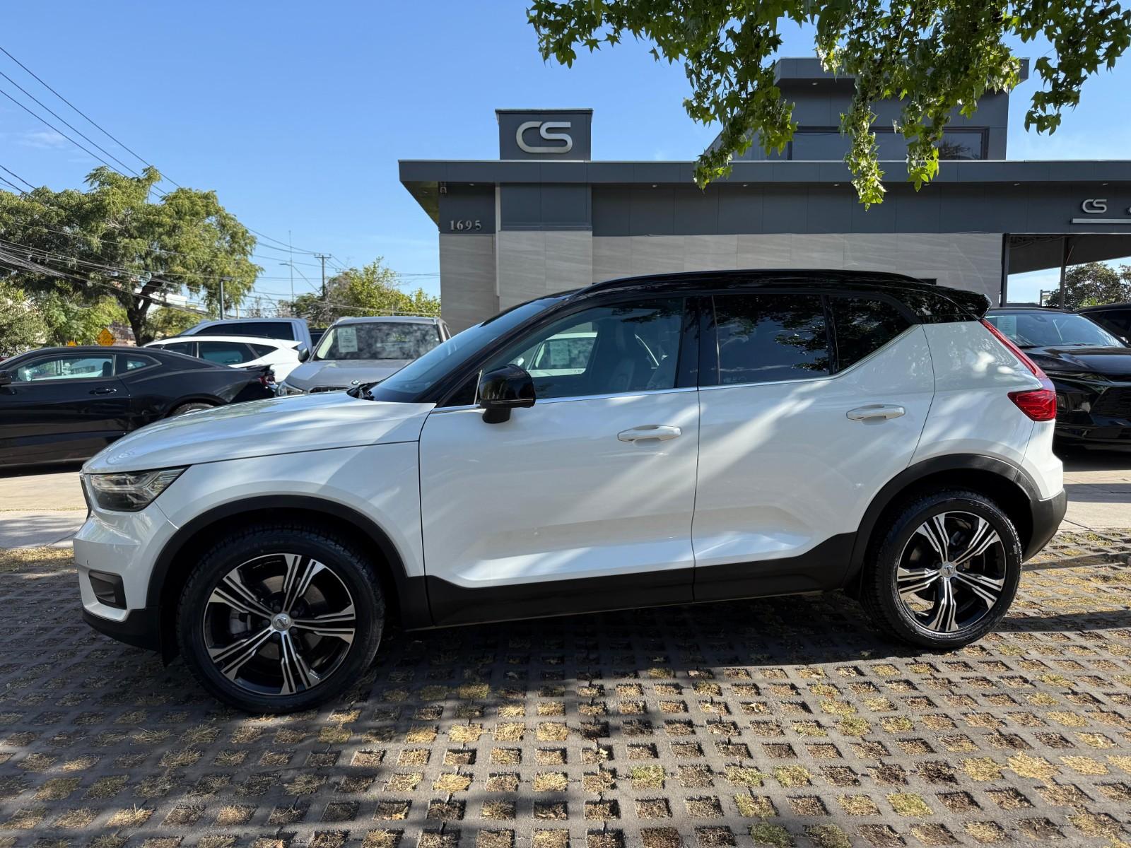 Volvo XC40 2022