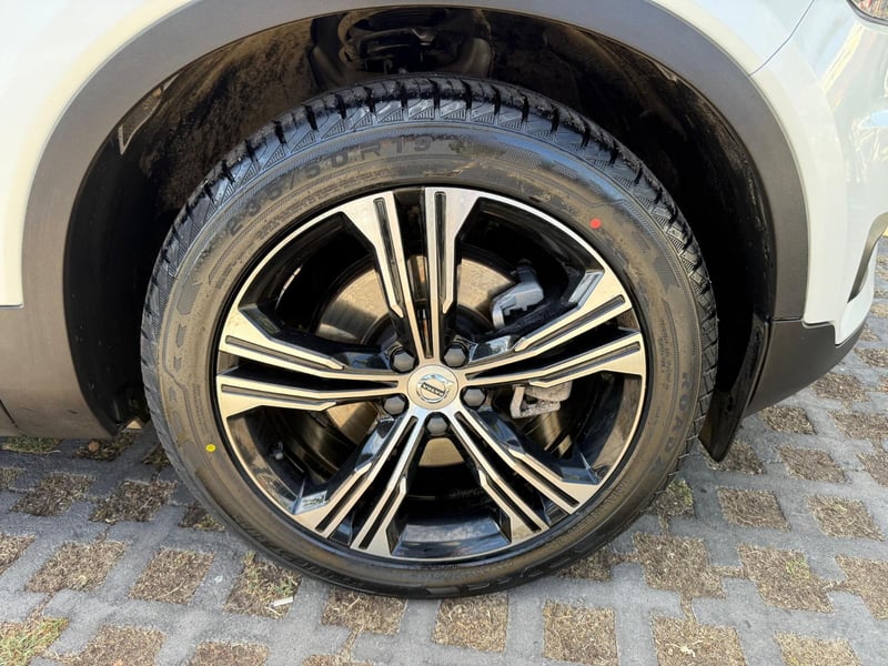 Volvo XC40 INSCRIPTION T4 2.0 AT 2022 - Imagen 9 de 10