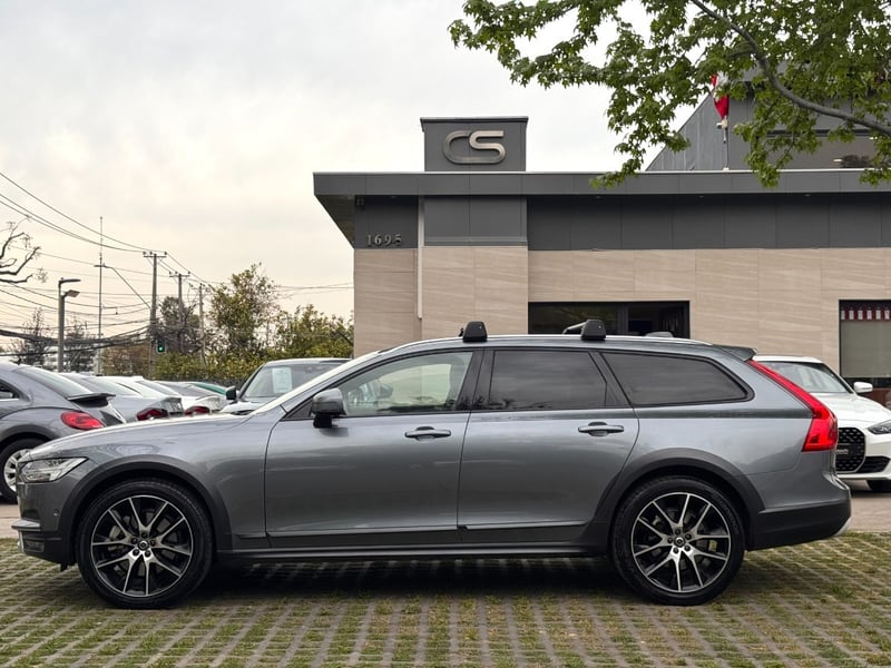 Volvo V90 CROSS COUNTRY T6 INSCRIPTION 2.0 AT AWD 2018 - Imagen 8 de 10
