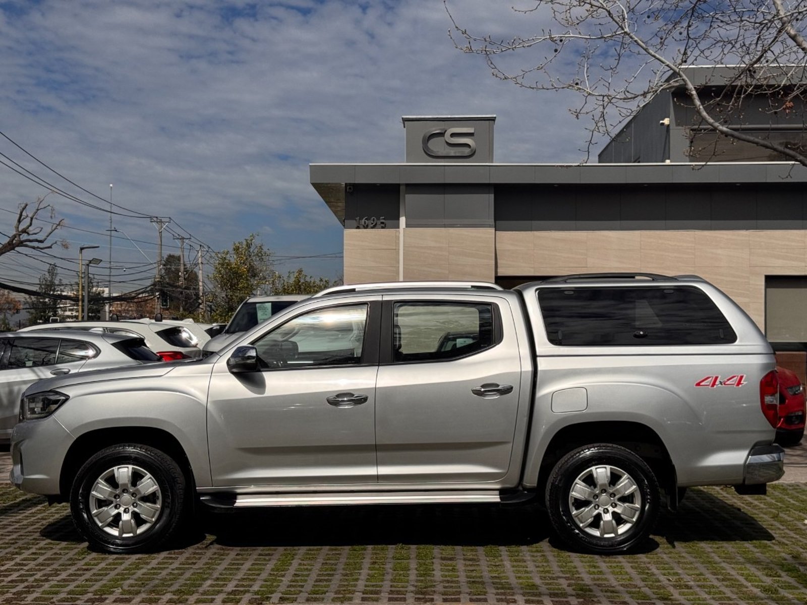Maxus T60 DCAB 4X4 2.0 AT 2023 - Foto 2 de 10