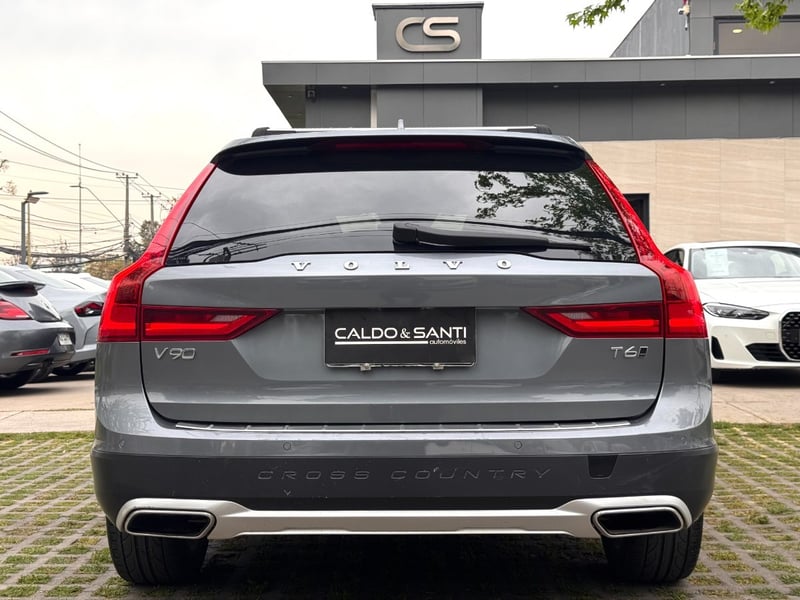 Volvo V90 CROSS COUNTRY T6 INSCRIPTION 2.0 AT AWD 2018 - Imagen 6 de 10