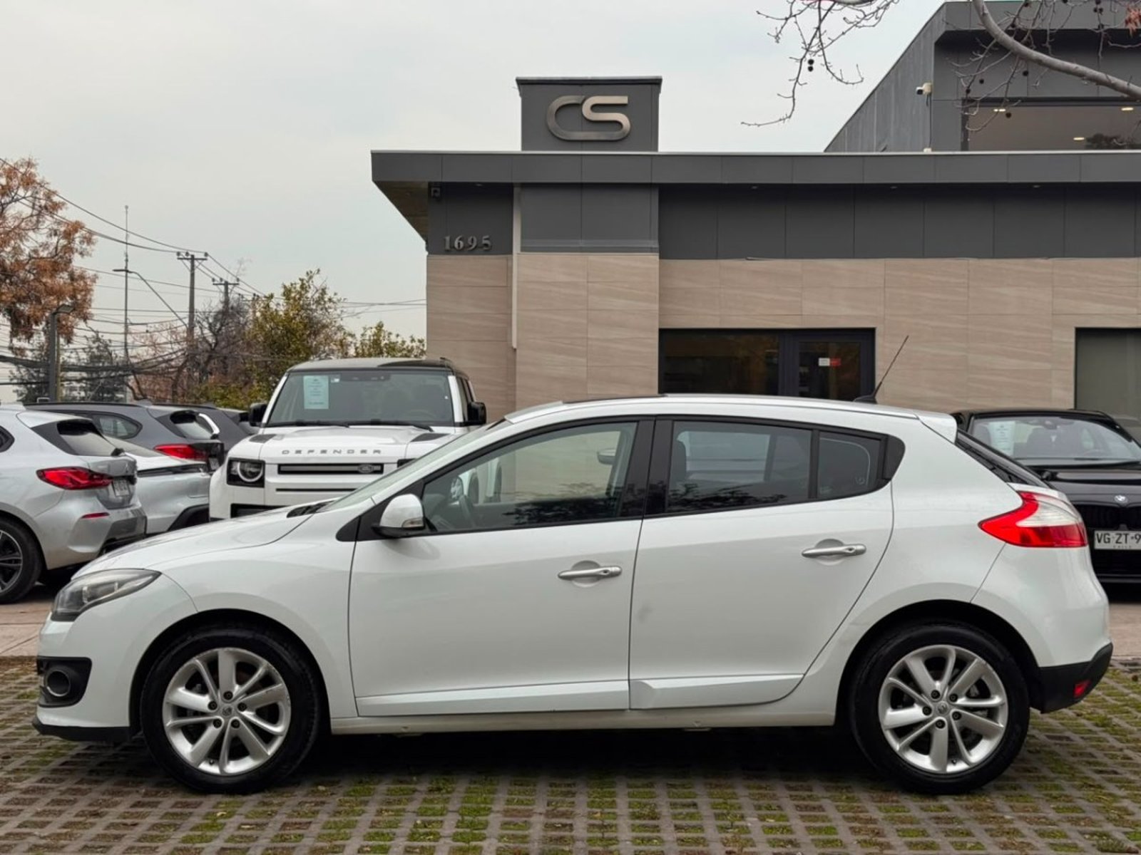 Renault MEGANE 2.0 AT 2015 - Foto 2 de 10