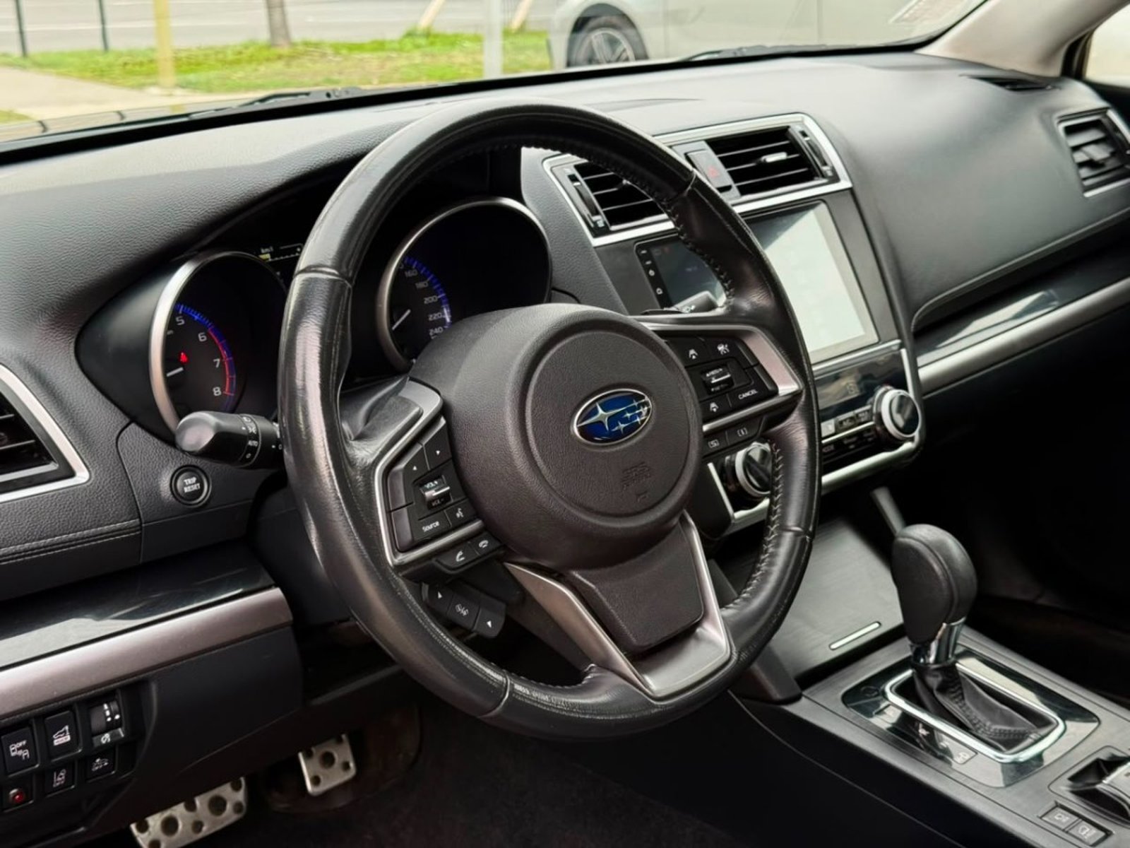 Subaru NEW OUTBACK LIMITED EYESIGHT AWD 2.5 AT 2019 - Imagen 9 de 10