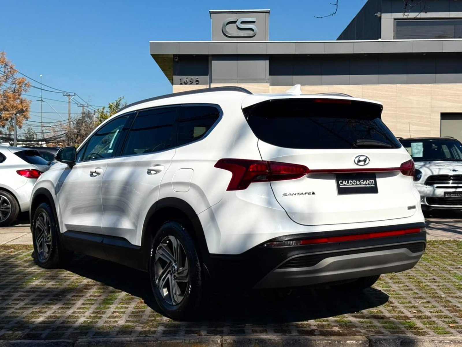 Hyundai SANTA FE VALVE FL 2.5 AT 4X2 2022 - Foto 3 de 10