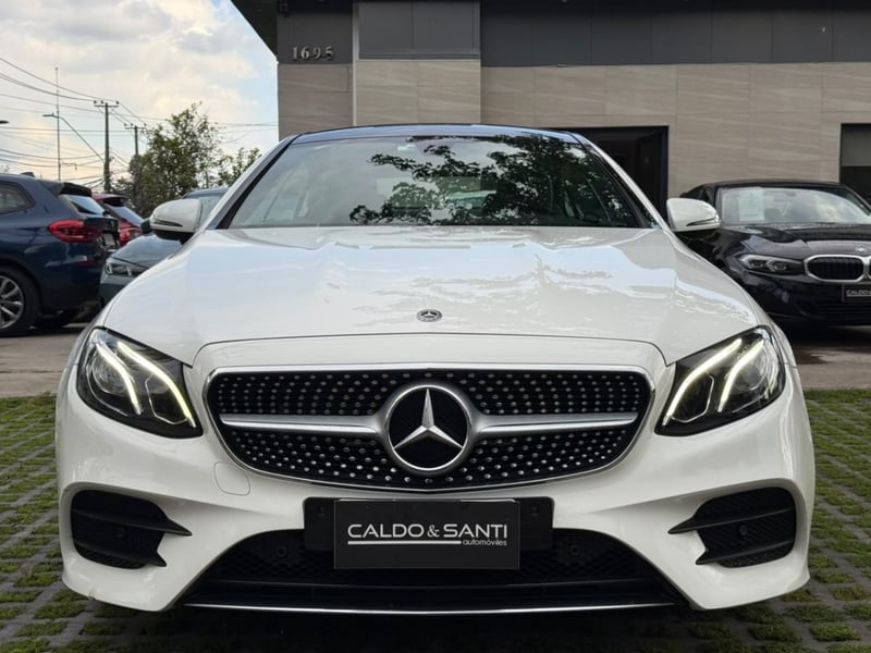 Mercedes-Benz E300 COUPE 2.0 AUT 2020 - Imagen 8 de 10